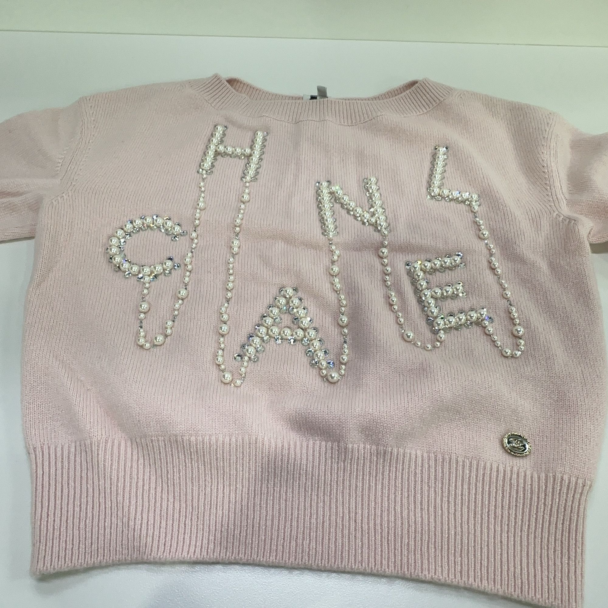Chanel Chanel Pearl Crystal Logo Sweater Size 34 Size XS / US 0-2 / IT 36-38 - 7 Thumbnail