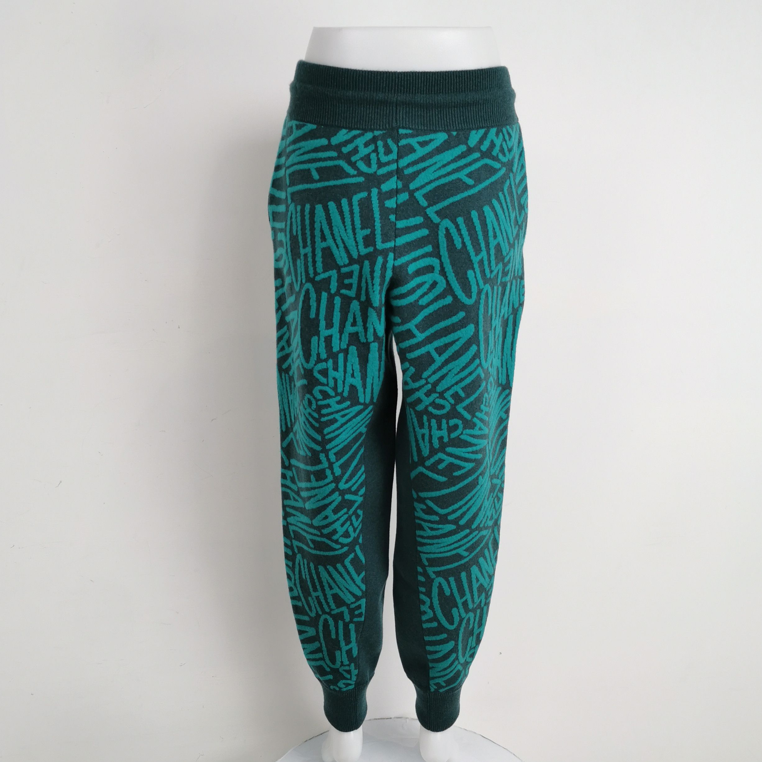 Chanel Chanel Women 36 Pants Size 36" / US 14 / IT 50 - 2 Thumbnail
