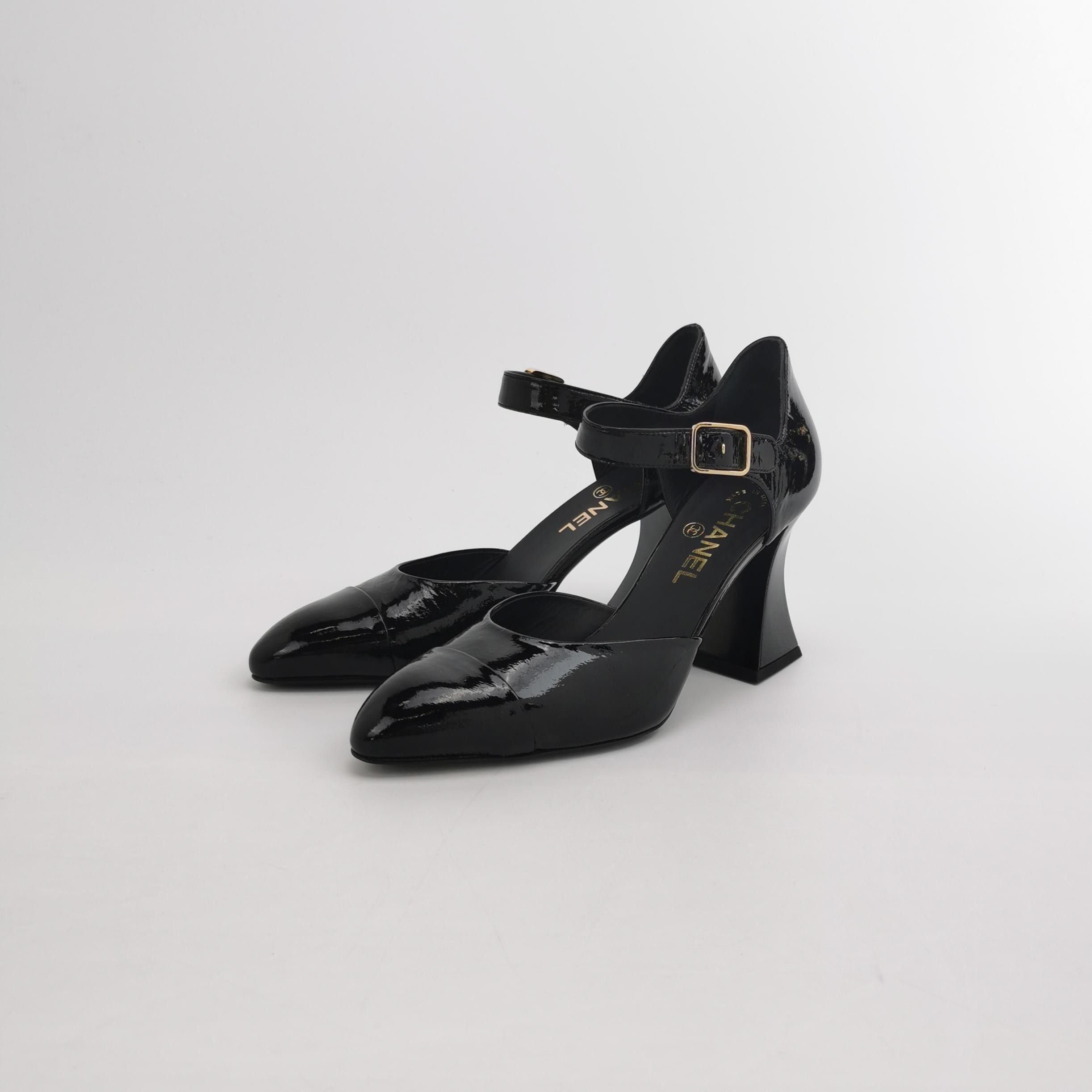 Chanel Chanel Women 8 Heels Size US 8 / IT 38 - 2 Thumbnail