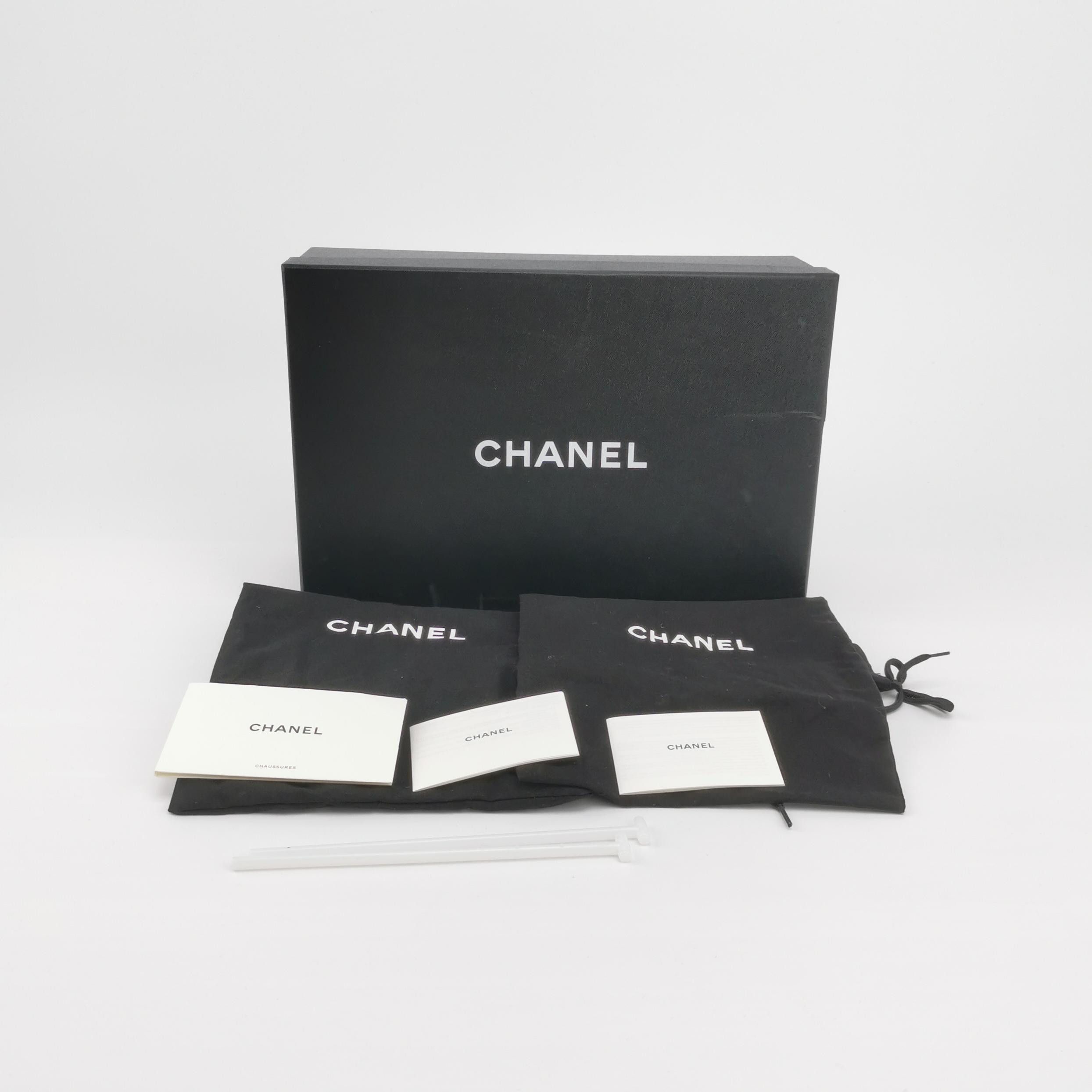 Chanel Chanel Women 5-5 Flats Size US 5.5 / IT 35.5 - 6 Thumbnail