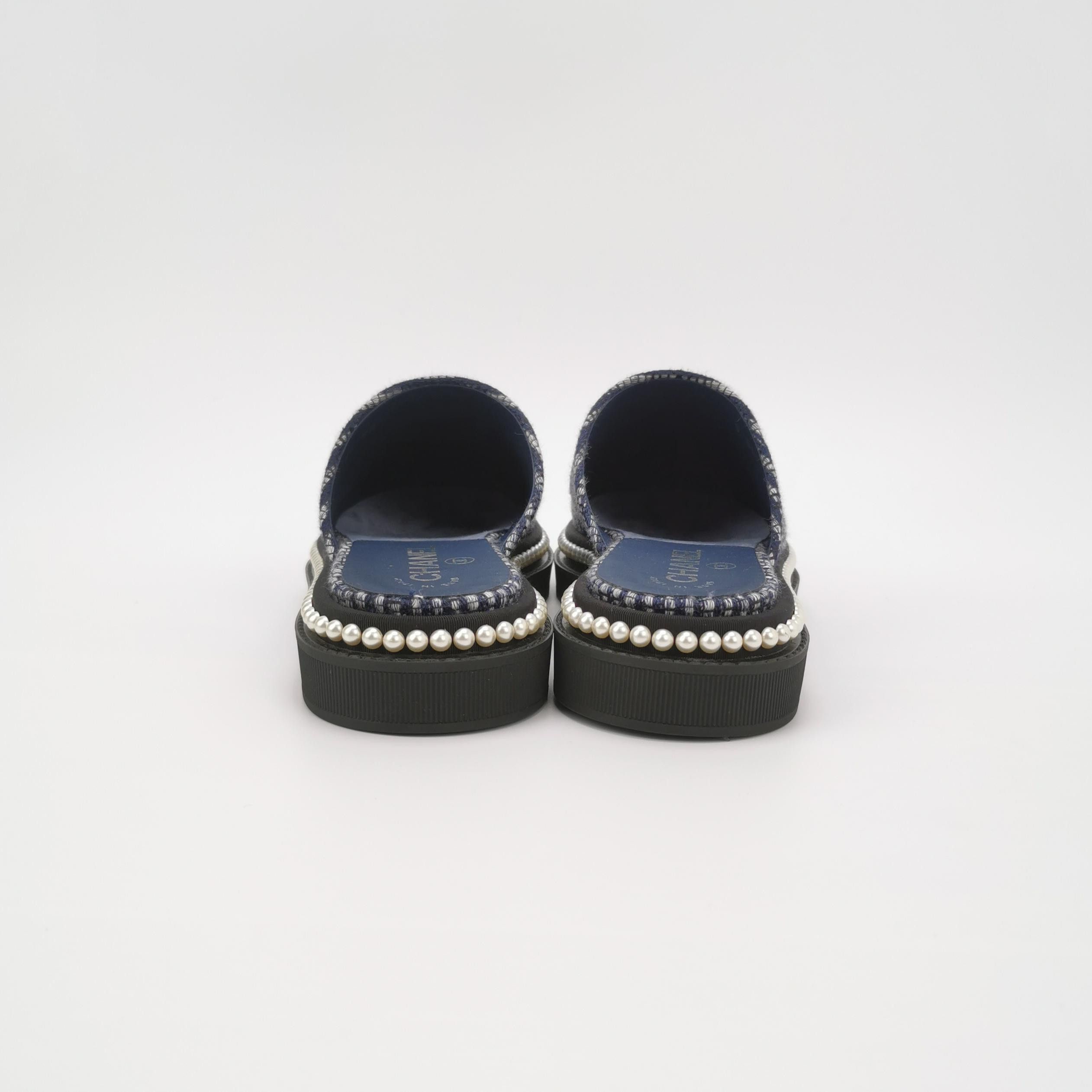 Chanel Chanel Women 5 Sandals Size US 5 / IT 35 - 4 Thumbnail