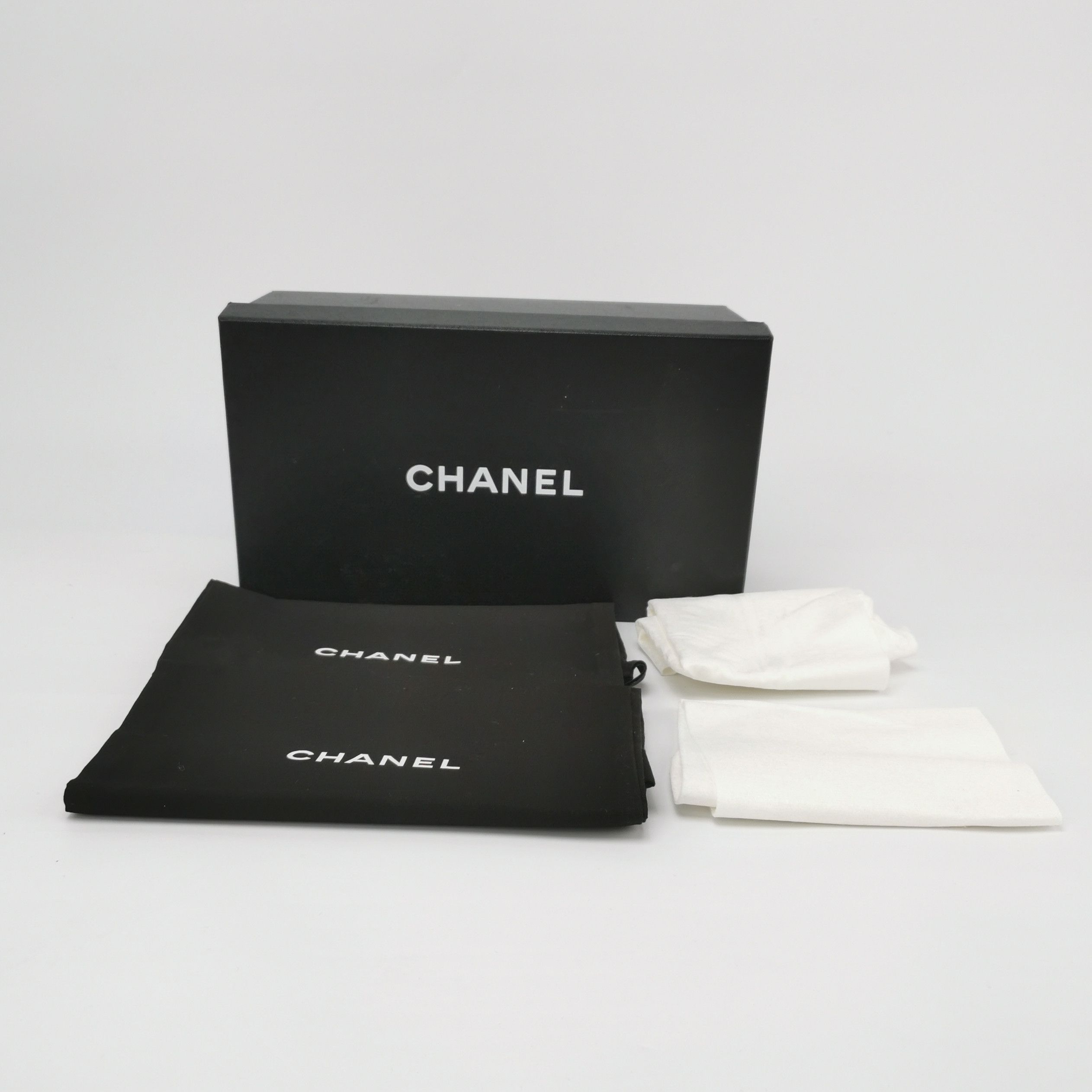 Chanel Chanel Women 7 Flats Size US 7 / IT 37 - 6 Thumbnail