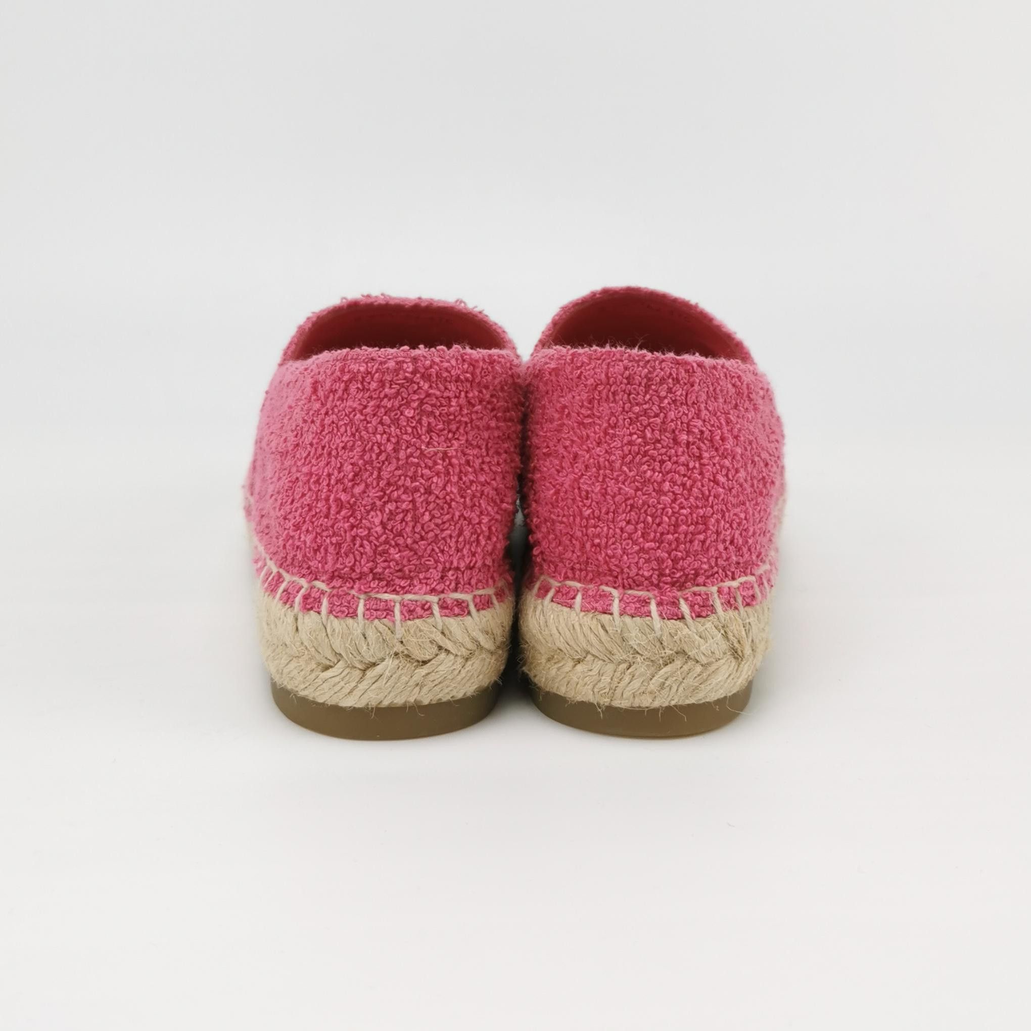 Chanel Chanel Women 7 Flats Size US 7 / IT 37 - 4 Thumbnail