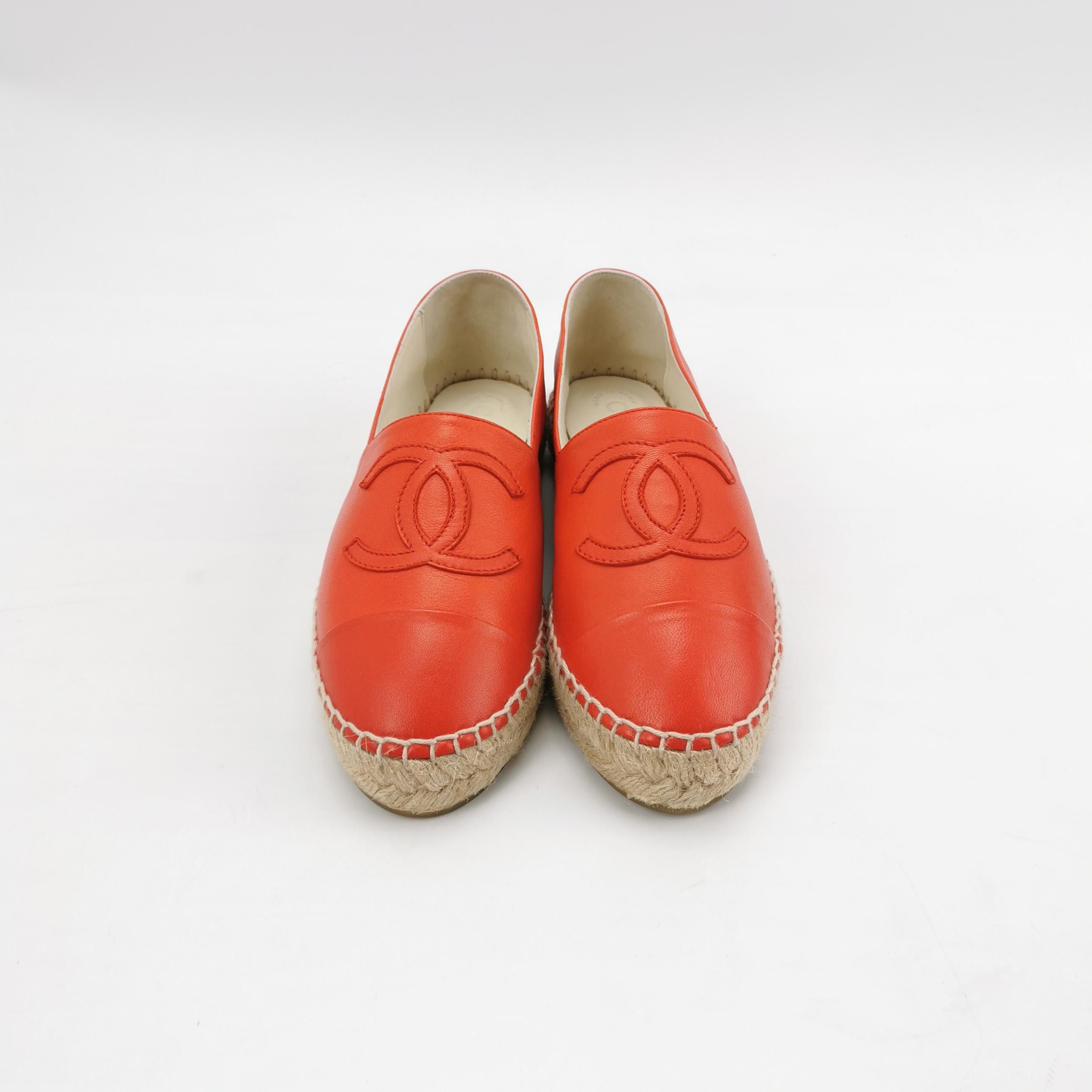 Chanel Chanel Women 5 Flats Size US 5 / IT 35 - 3 Thumbnail