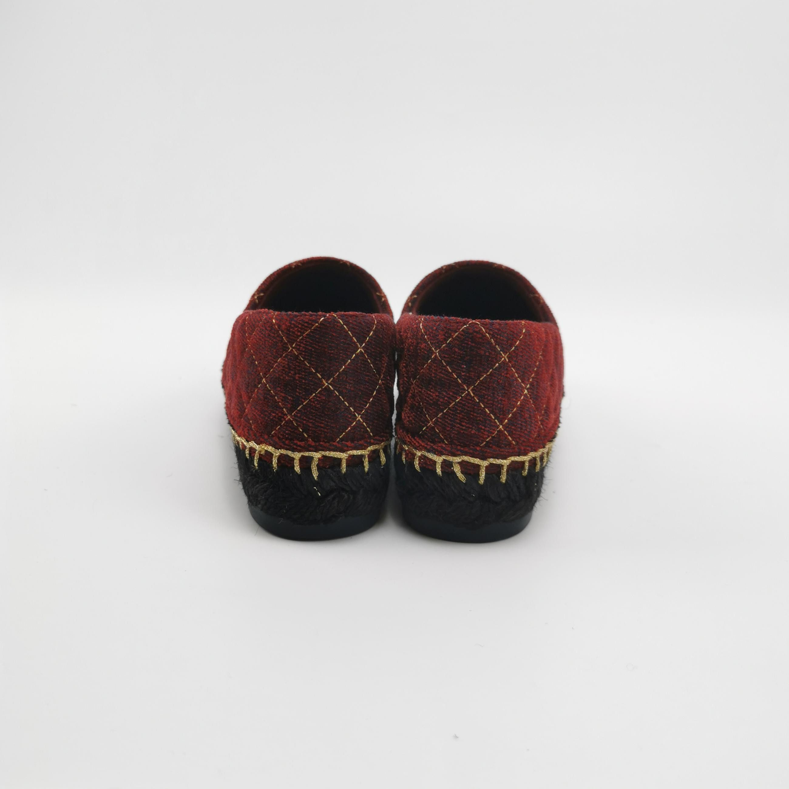 Chanel Chanel Women 6 Flats Size US 6 / IT 36 - 4 Thumbnail
