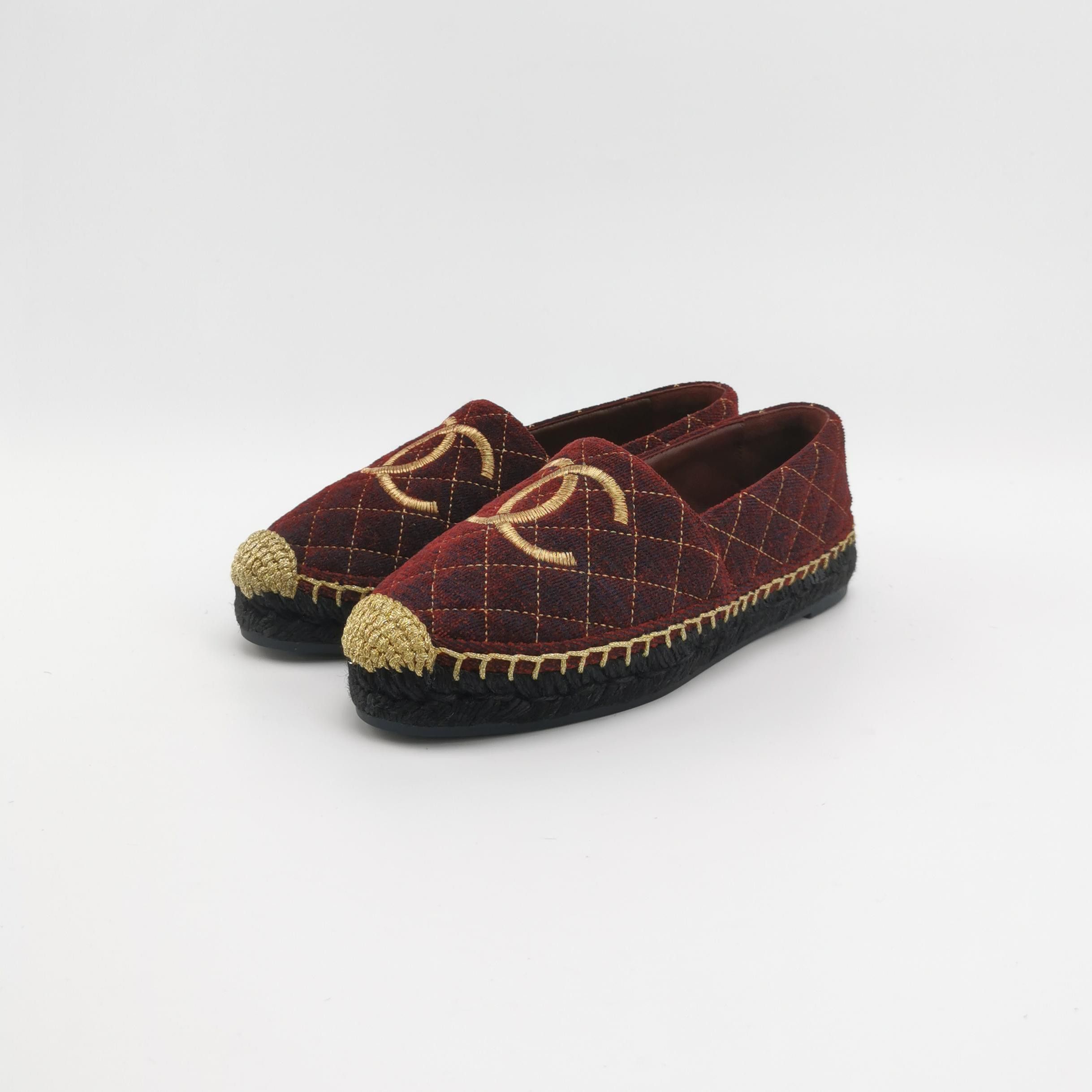 Chanel Chanel Women 6 Flats Size US 6 / IT 36 - 2 Thumbnail