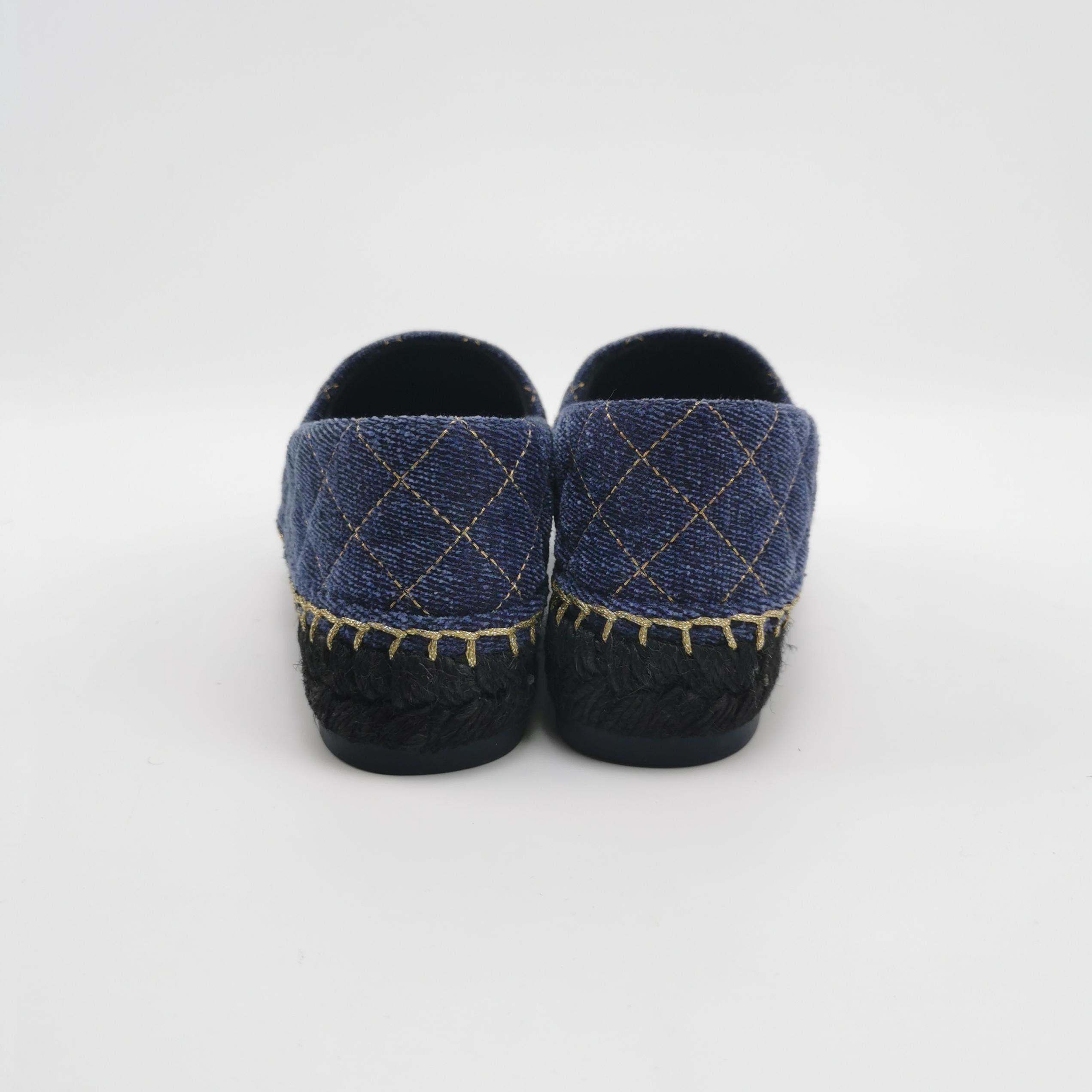 Chanel Chanel Women 5 Flats Size US 5 / IT 35 - 4 Thumbnail
