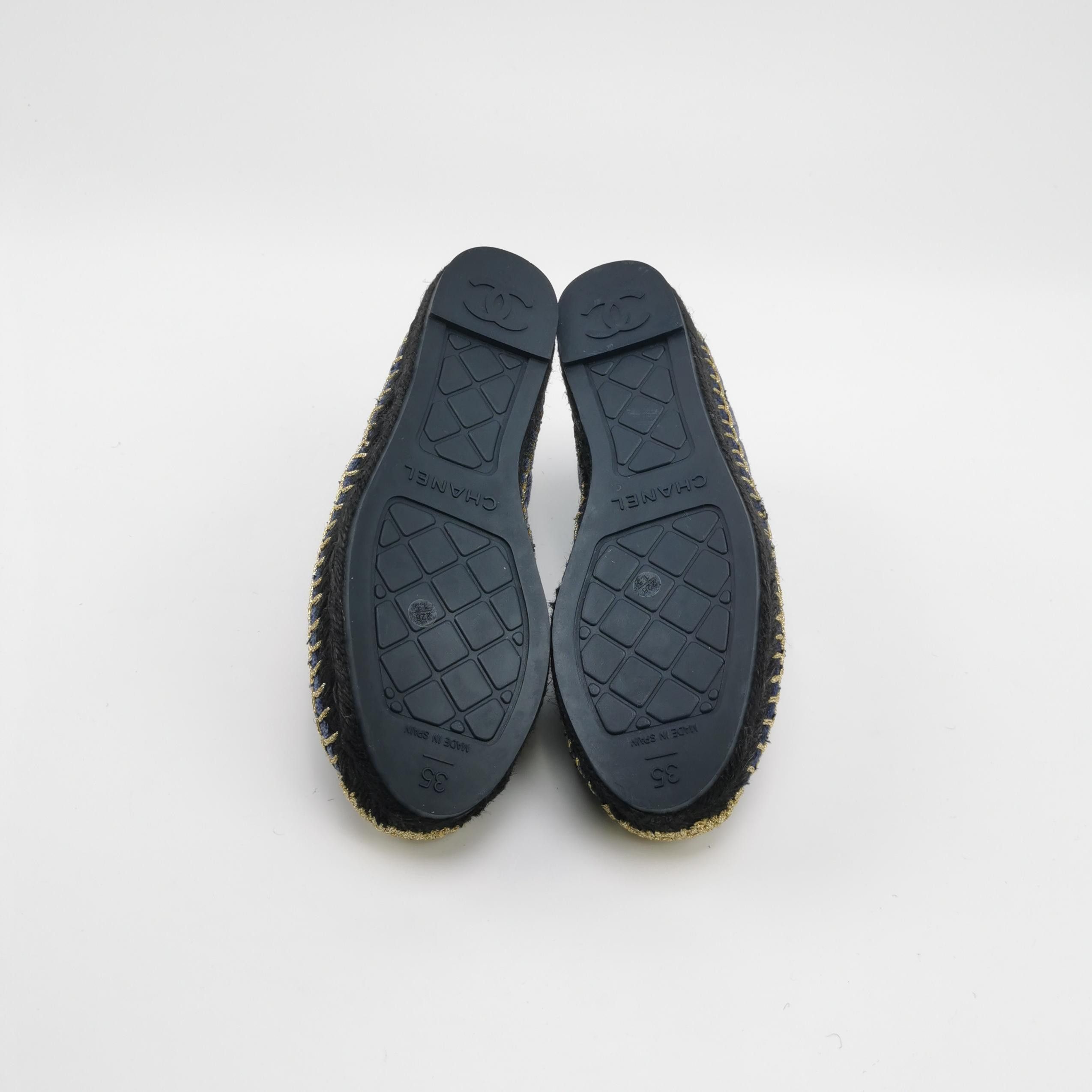 Chanel Chanel Women 5 Flats Size US 5 / IT 35 - 5 Thumbnail