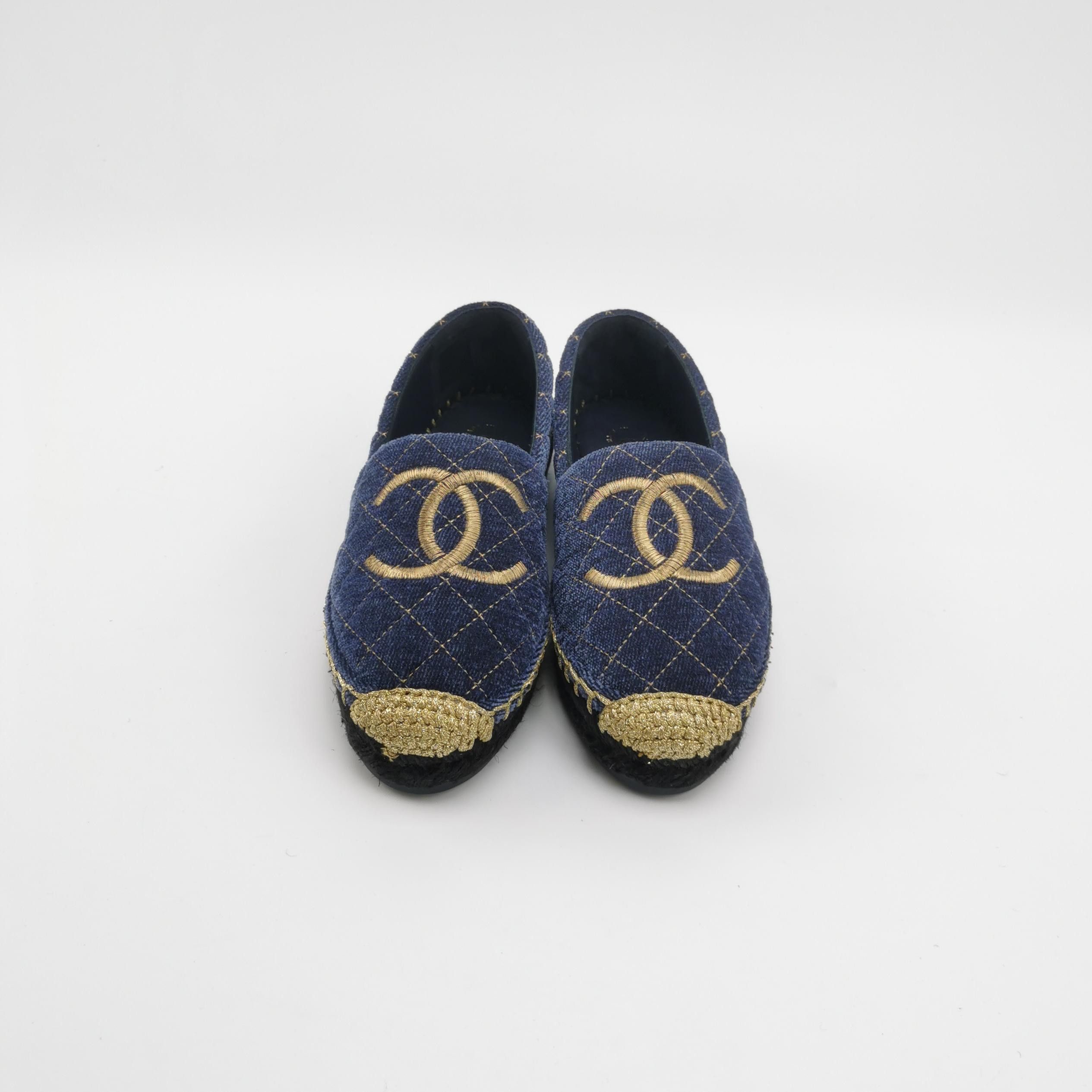 Chanel Chanel Women 5 Flats Size US 5 / IT 35 - 3 Thumbnail