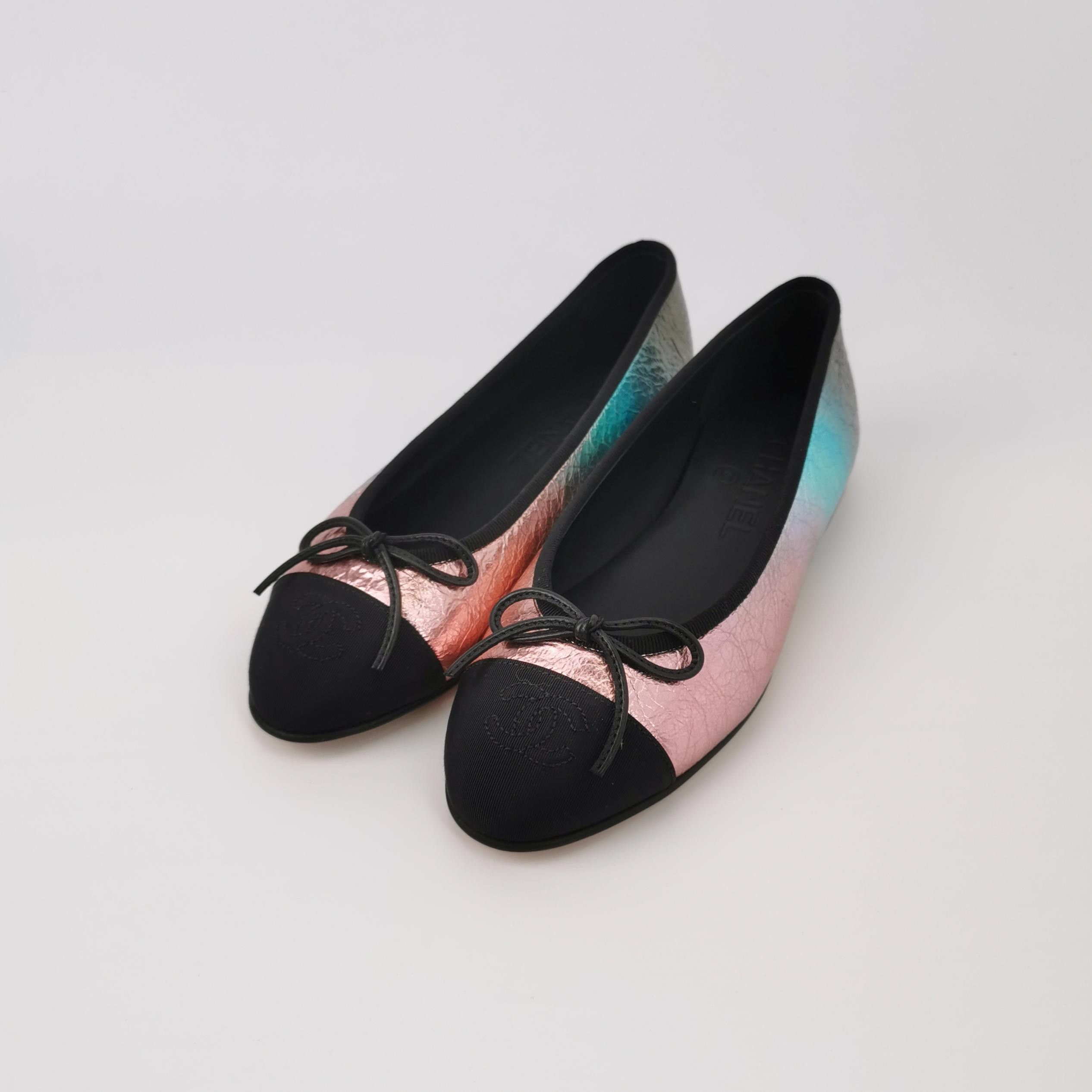 Chanel Chanel Women 5-5 Flats Size US 5.5 / IT 35.5 - 2 Thumbnail