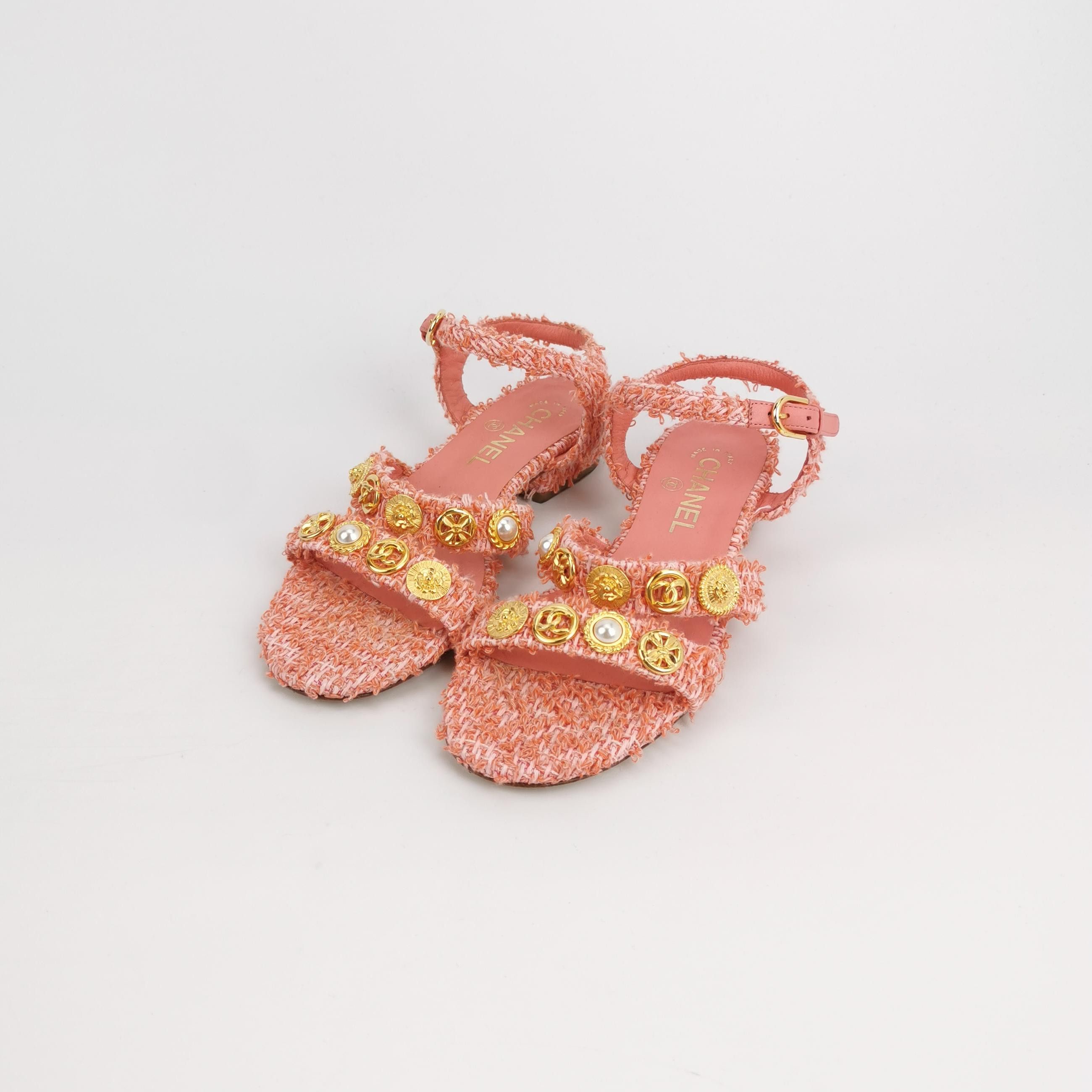 Chanel Chanel Women 6 Sandals Size US 6 / IT 36 - 2 Thumbnail