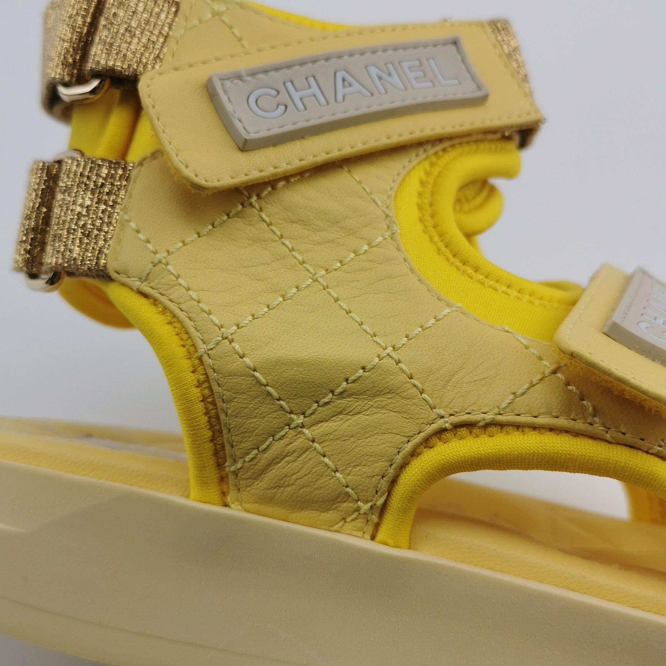 Chanel Chanel Women 7 Sandals Size US 7 / IT 37 - 8 Thumbnail