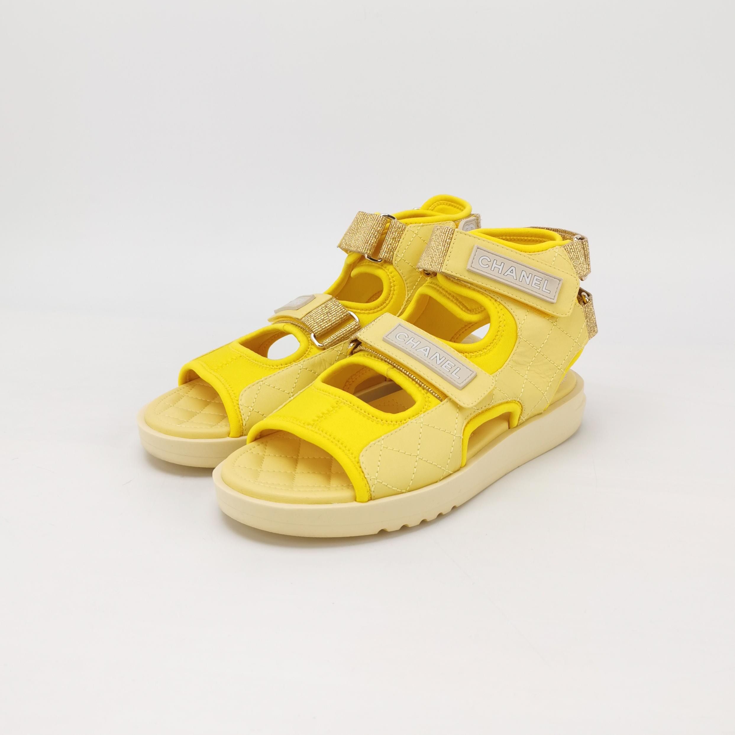 Chanel Chanel Women 7 Sandals Size US 7 / IT 37 - 2 Thumbnail