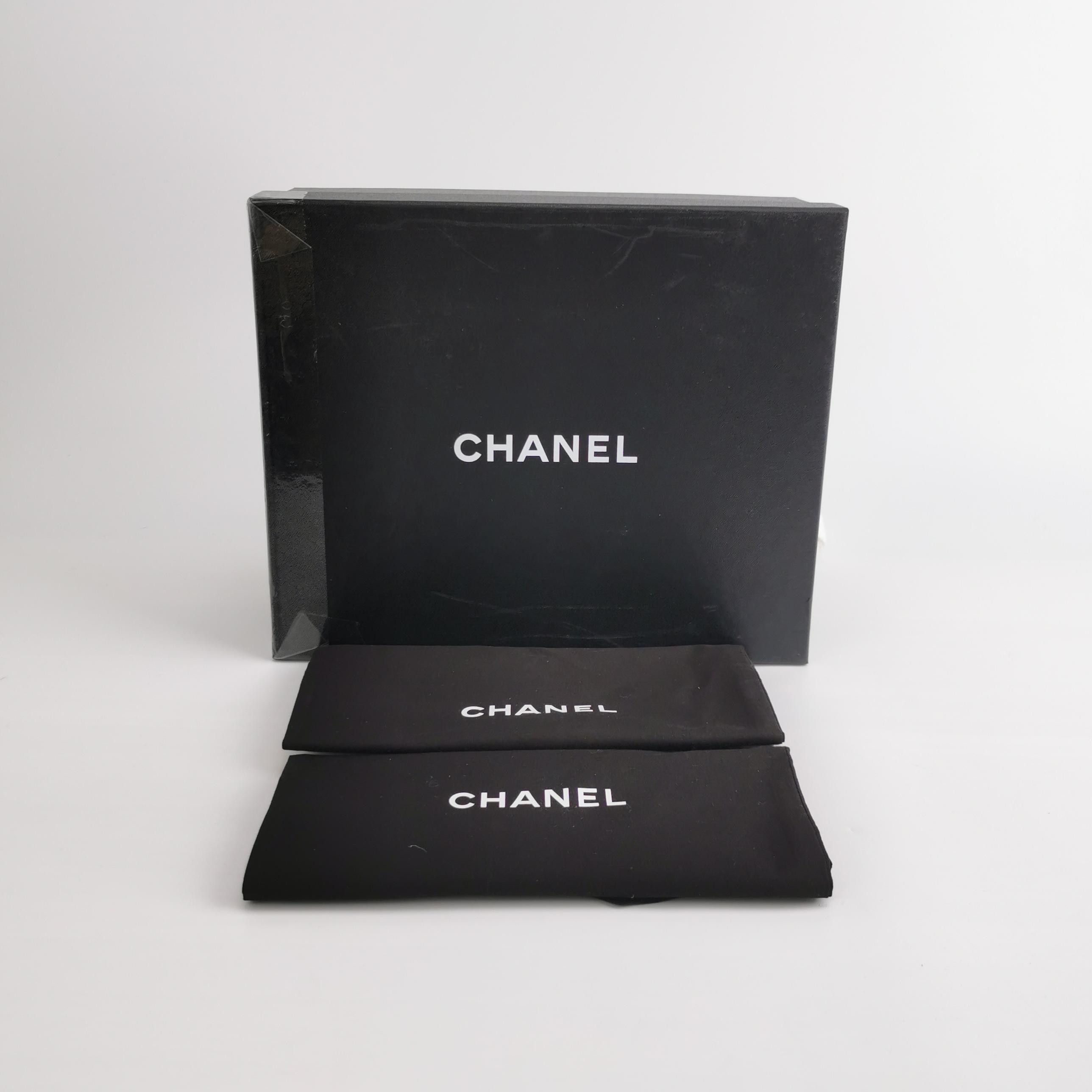 Chanel Chanel Women 5 Sandals Size US 5 / IT 35 - 6 Thumbnail