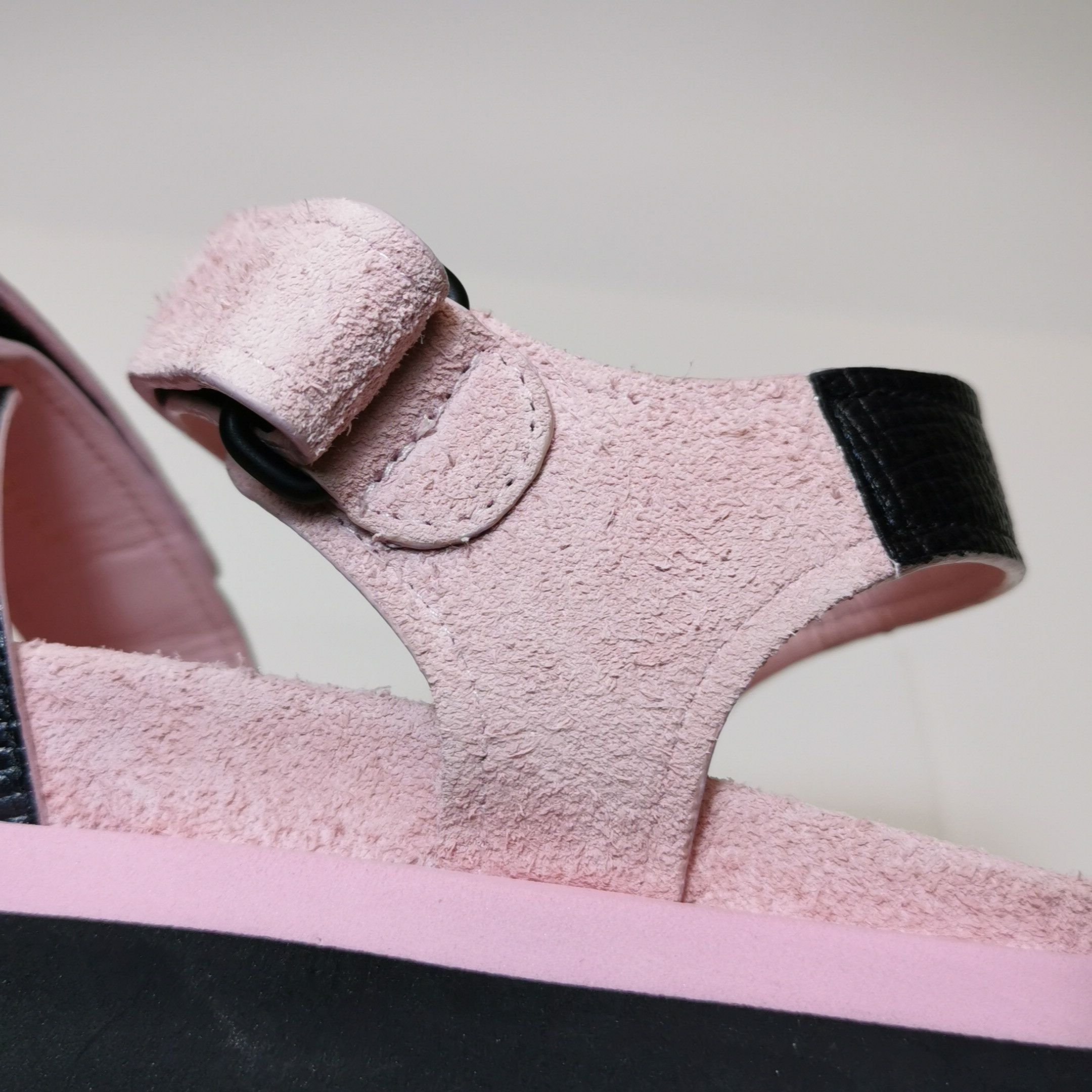 Chanel Chanel Women 6 Sandals Size US 6 / IT 36 - 7 Thumbnail
