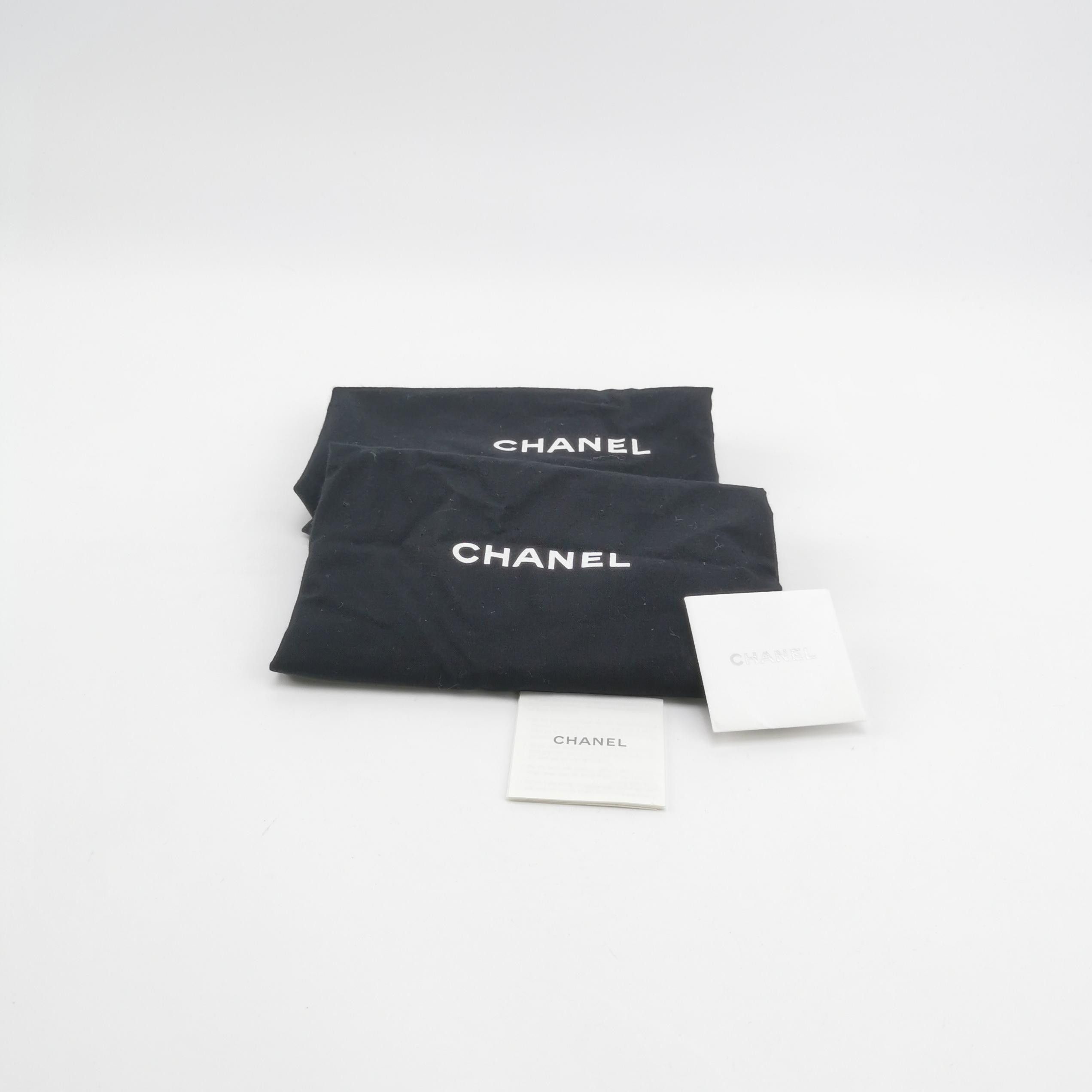 Chanel Chanel Women 5 Flats Size US 5 / IT 35 - 6 Thumbnail