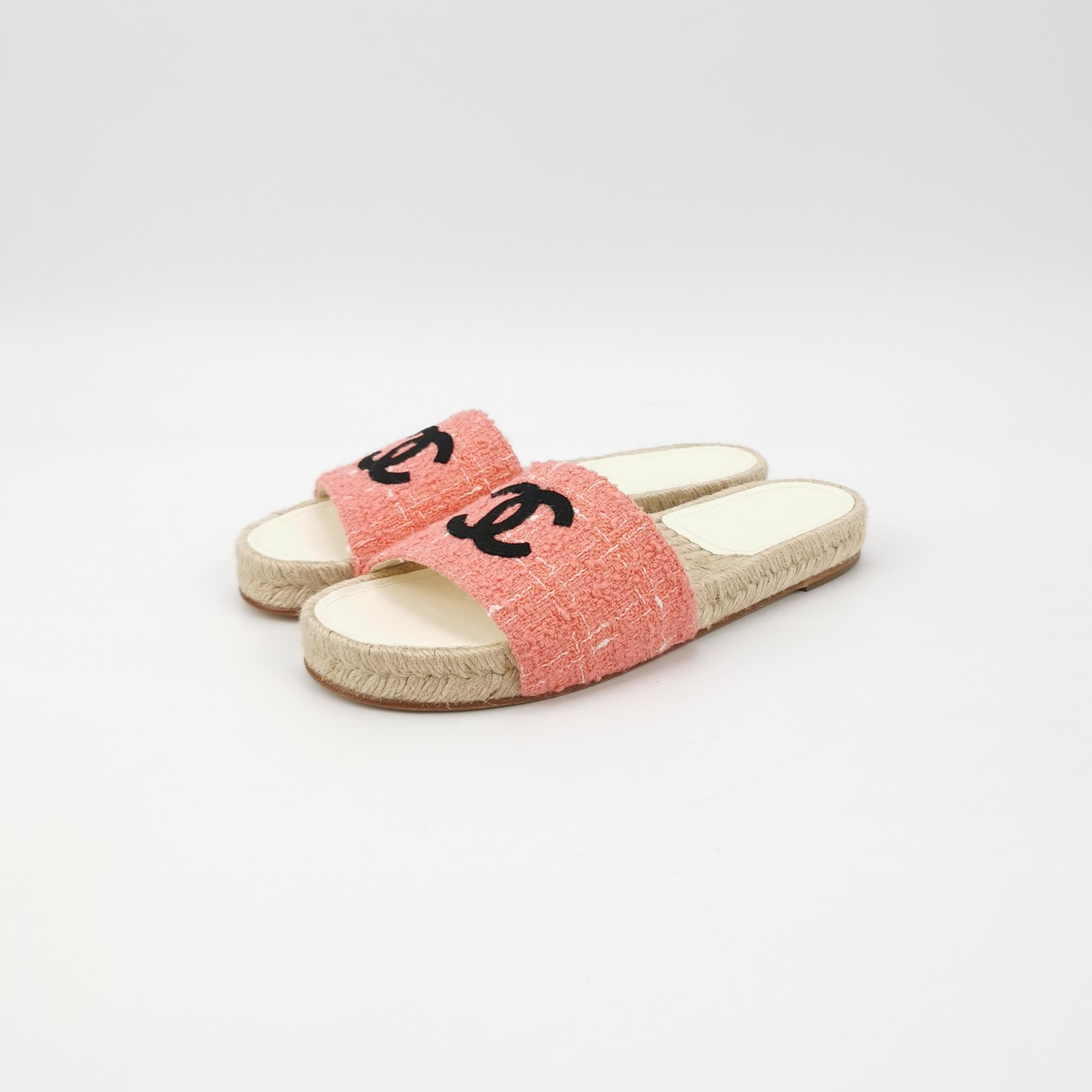 Chanel Chanel Women 9 Sandals Size US 9 / IT 39 - 2 Thumbnail