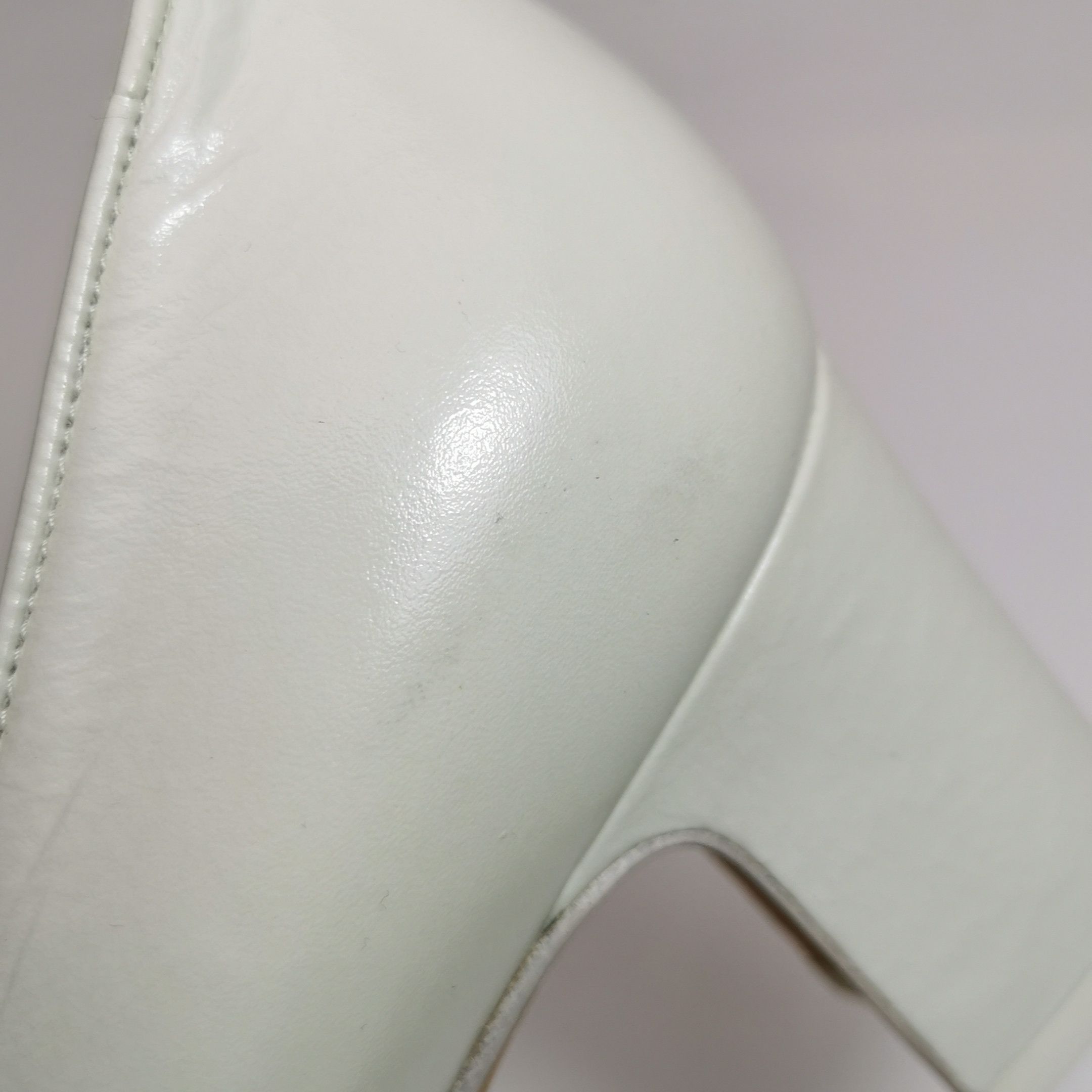 Chanel Chanel Women 8-5 Heels Size US 8.5 / IT 38.5 - 7 Thumbnail