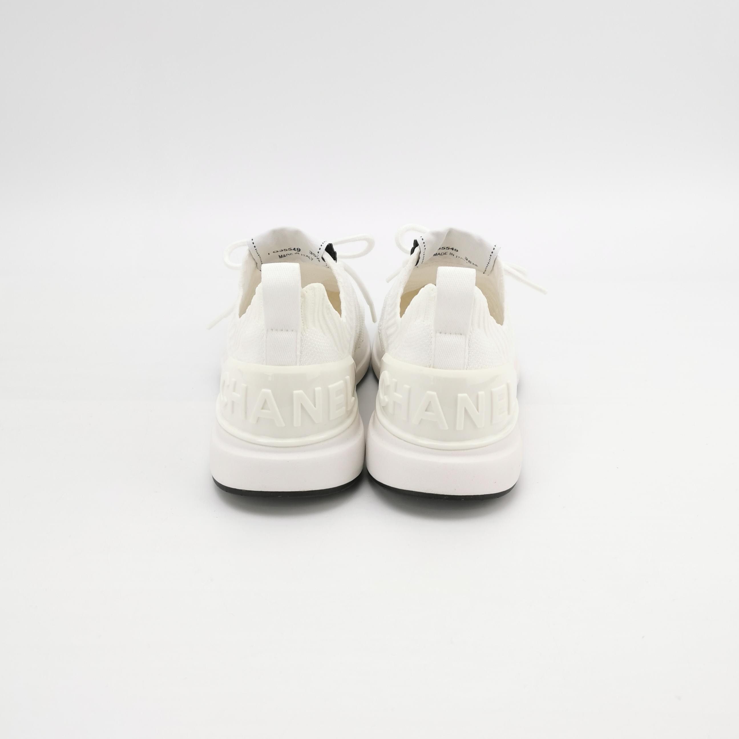 Chanel Chanel Women 5-5 Lowtop Sneakers Size US 5.5 / IT 35.5 - 4 Thumbnail