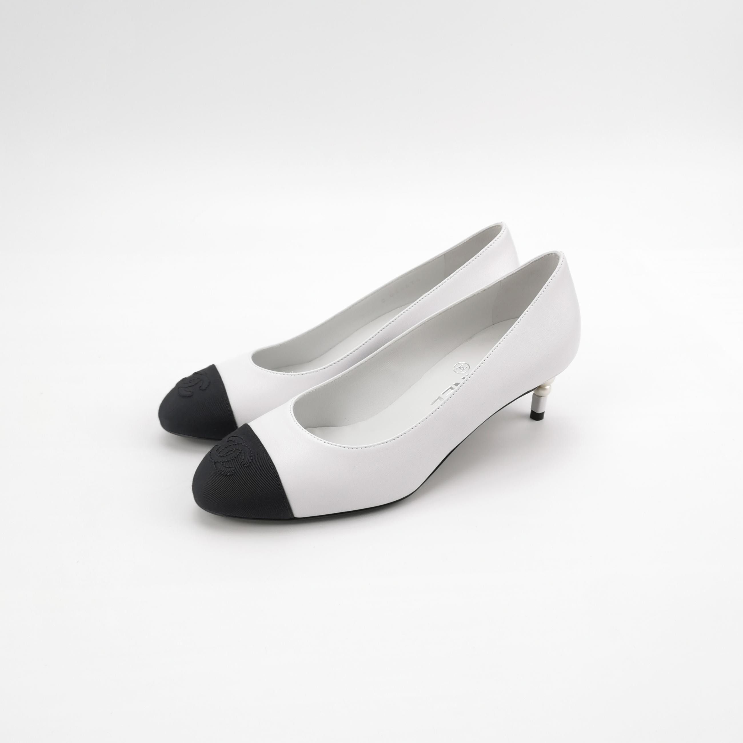 Chanel Chanel Women 6-5 Heels Size US 6.5 / IT 36.5 - 2 Thumbnail
