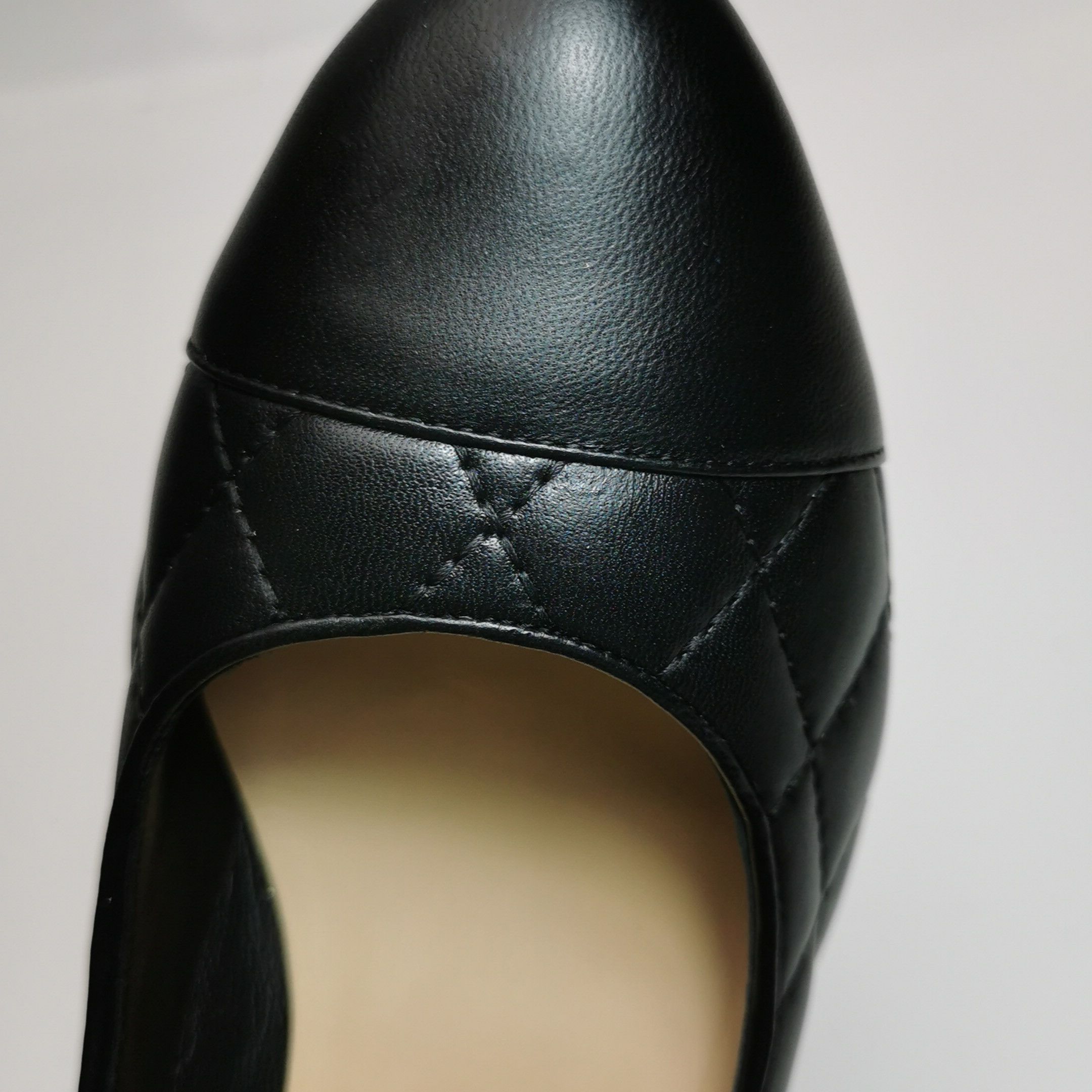 Chanel Chanel Women 5-5 Heels Size US 5.5 / IT 35.5 - 7 Thumbnail