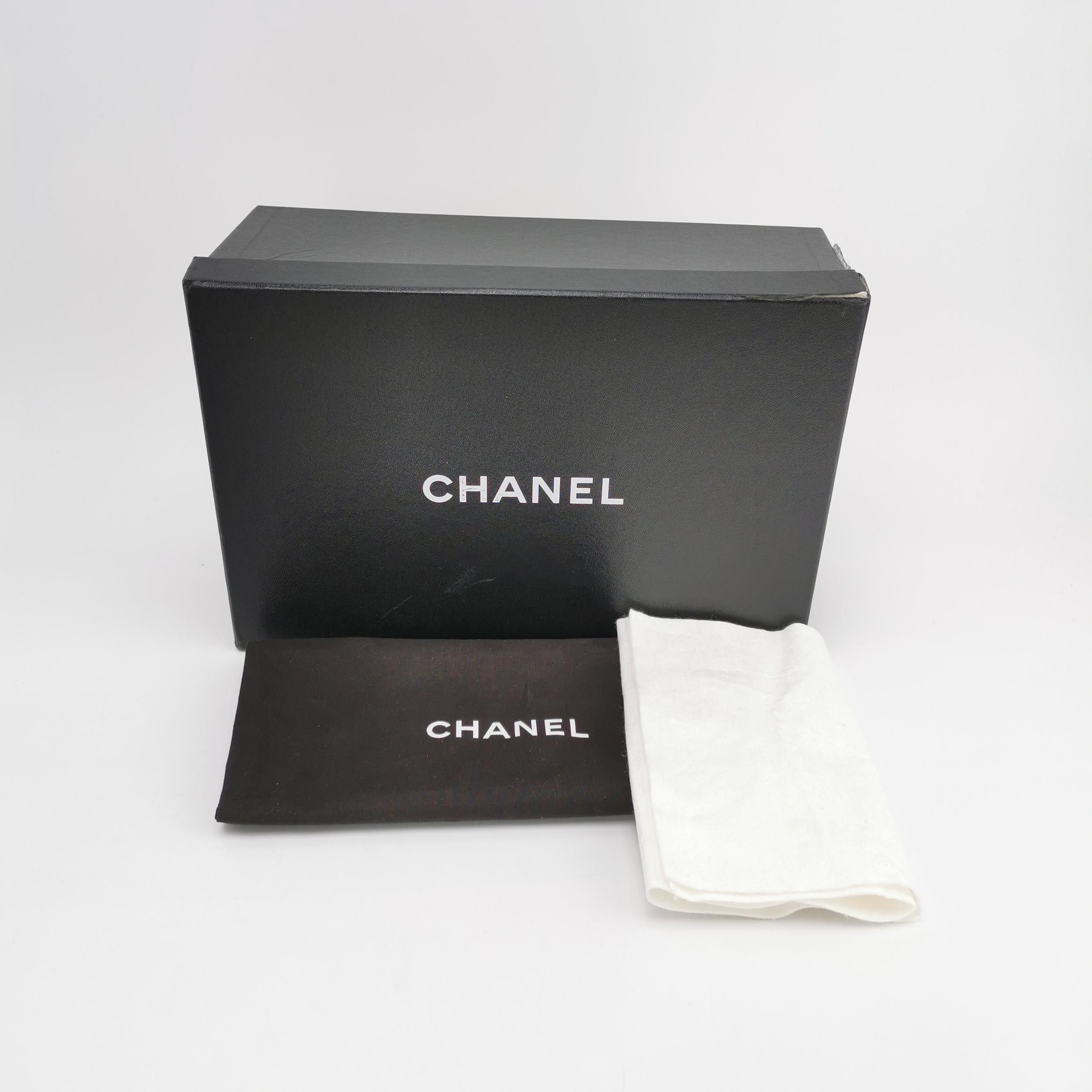 Chanel Chanel Women 7-5 Flats Size US 7.5 / IT 37.5 - 6 Thumbnail