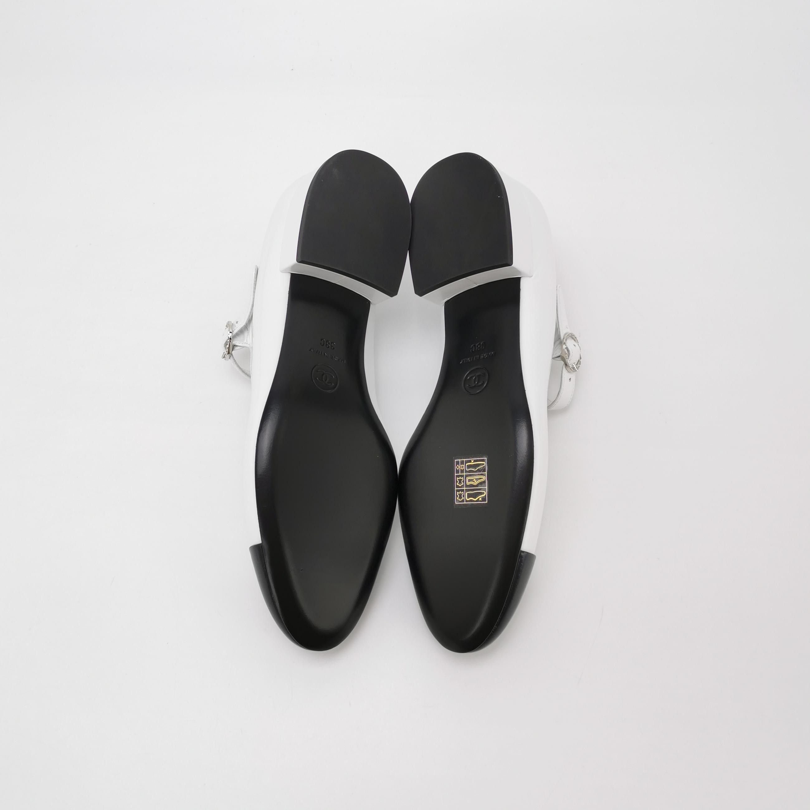 Chanel Chanel Women 8 Flats Size US 8 / IT 38 - 5 Thumbnail