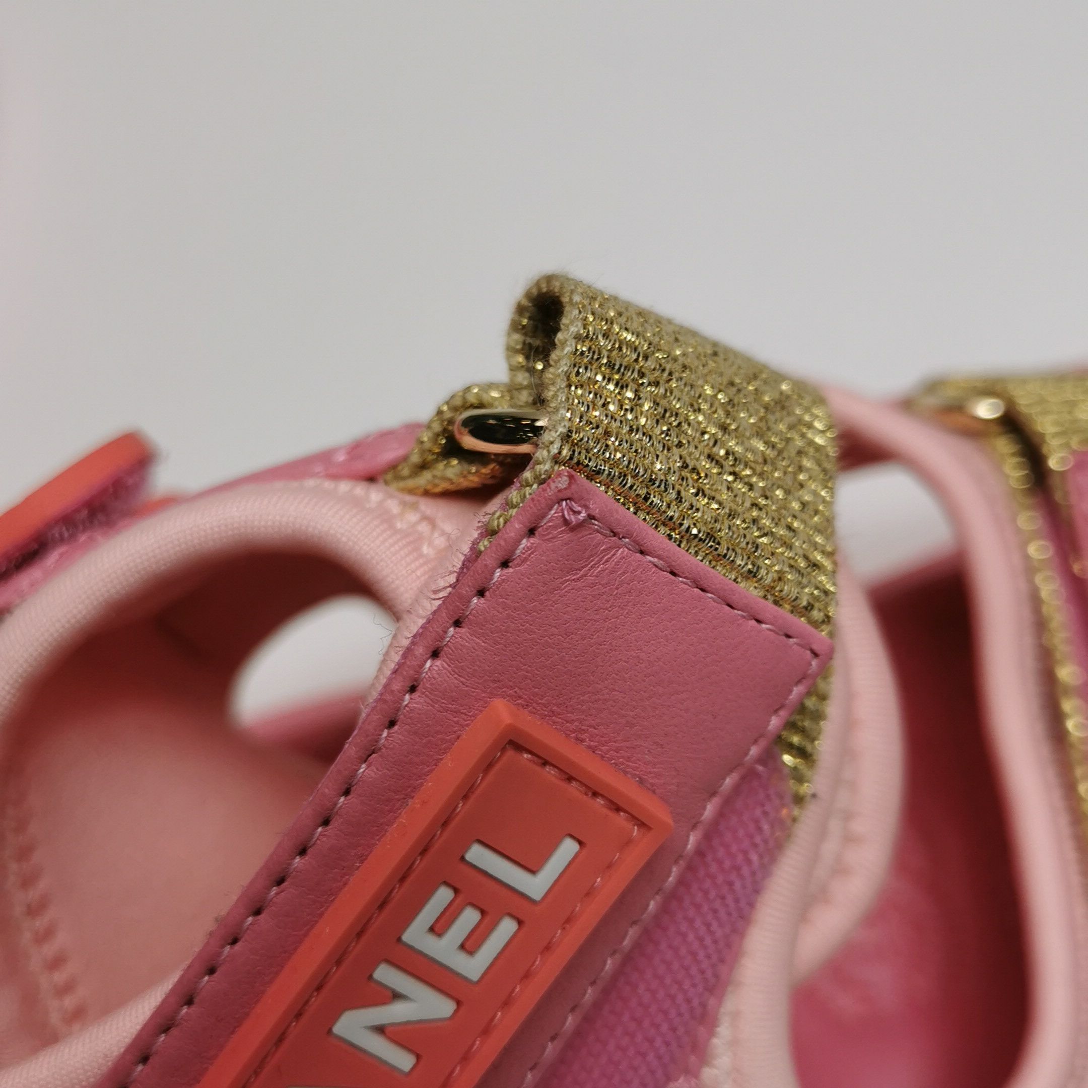 Chanel Chanel Women 8 Sandals Size US 8 / IT 38 - 8 Thumbnail