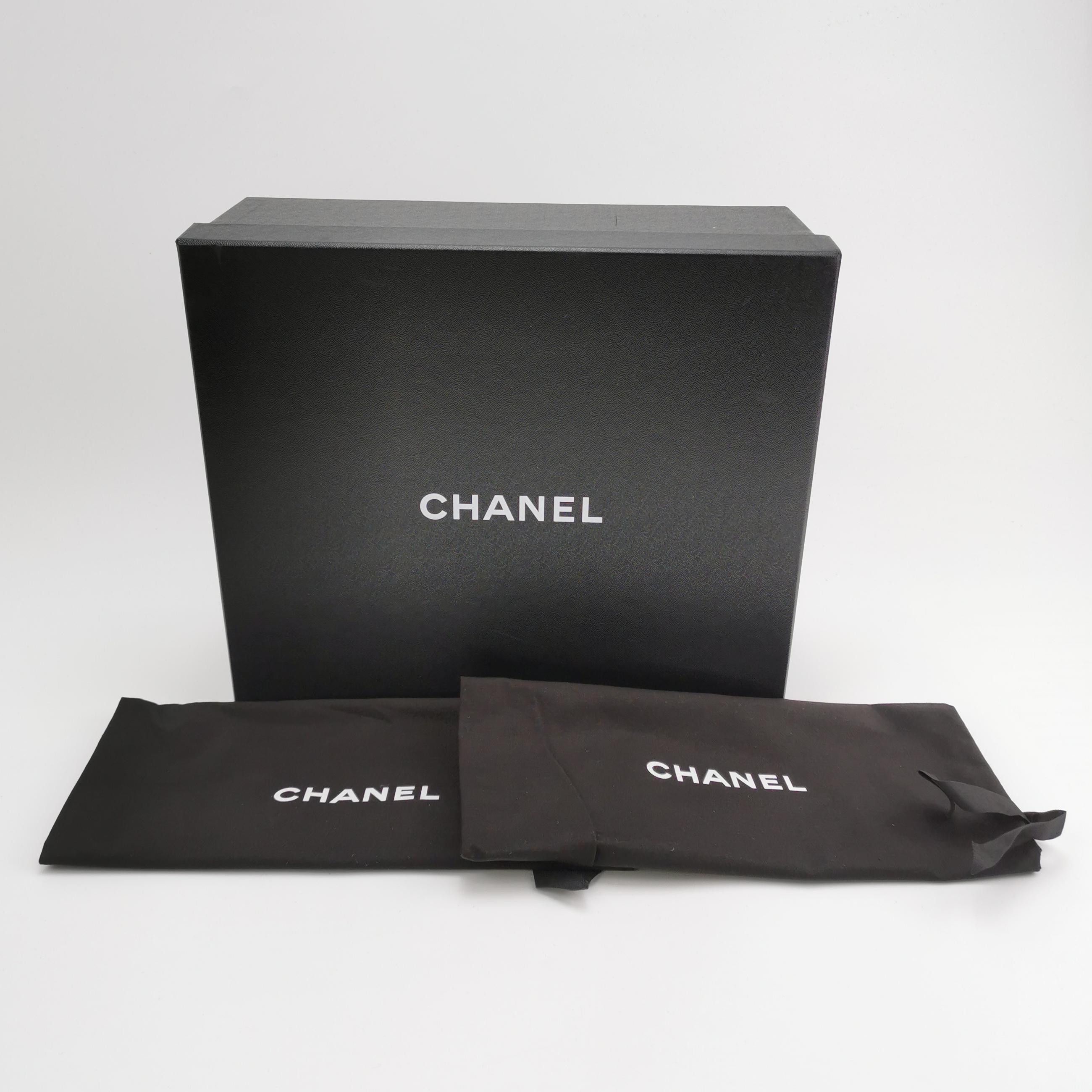 Chanel Chanel Women 7 Sandals Size US 7 / IT 37 - 6 Thumbnail