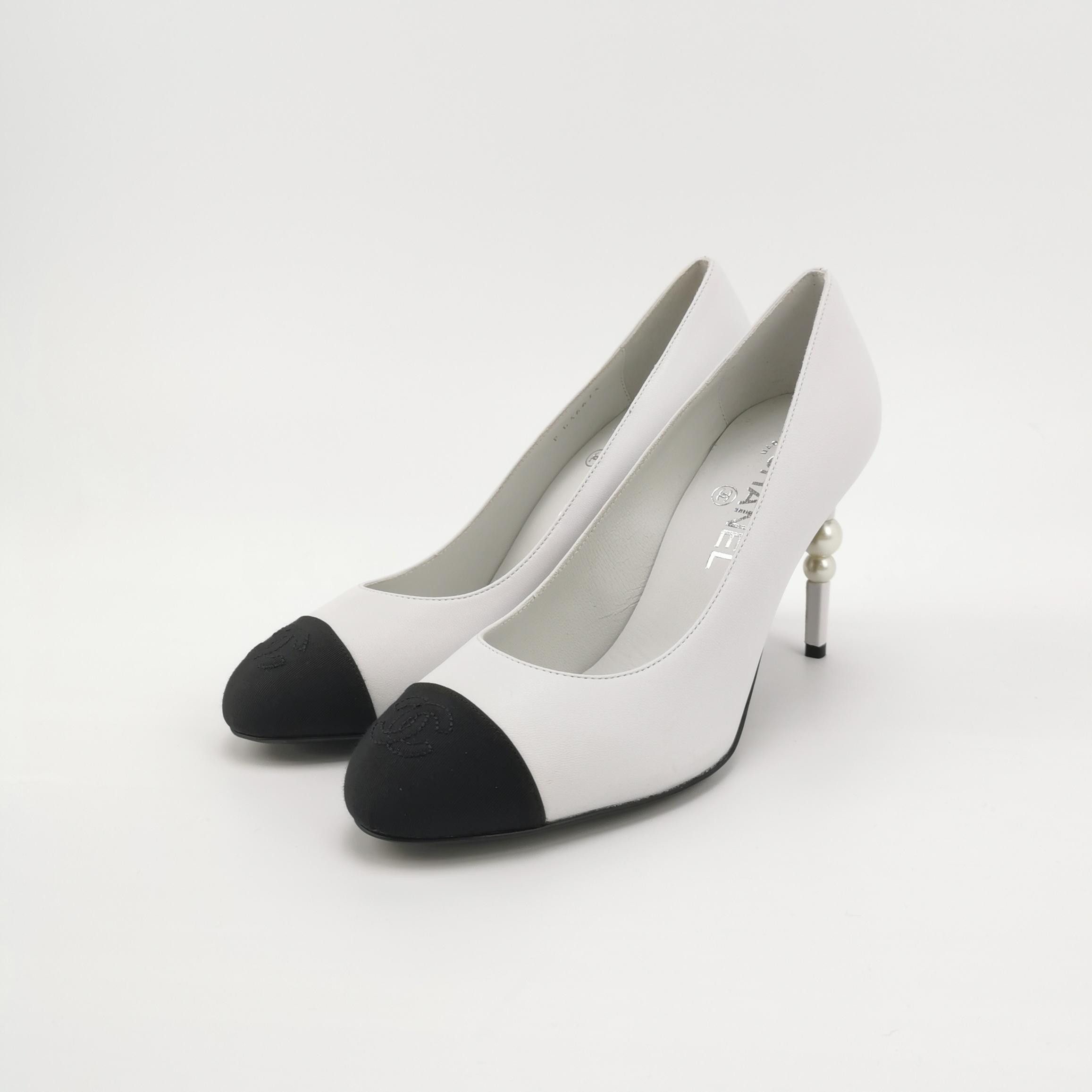 Chanel Chanel Women 9 Heels Size US 9 / IT 39 - 2 Thumbnail