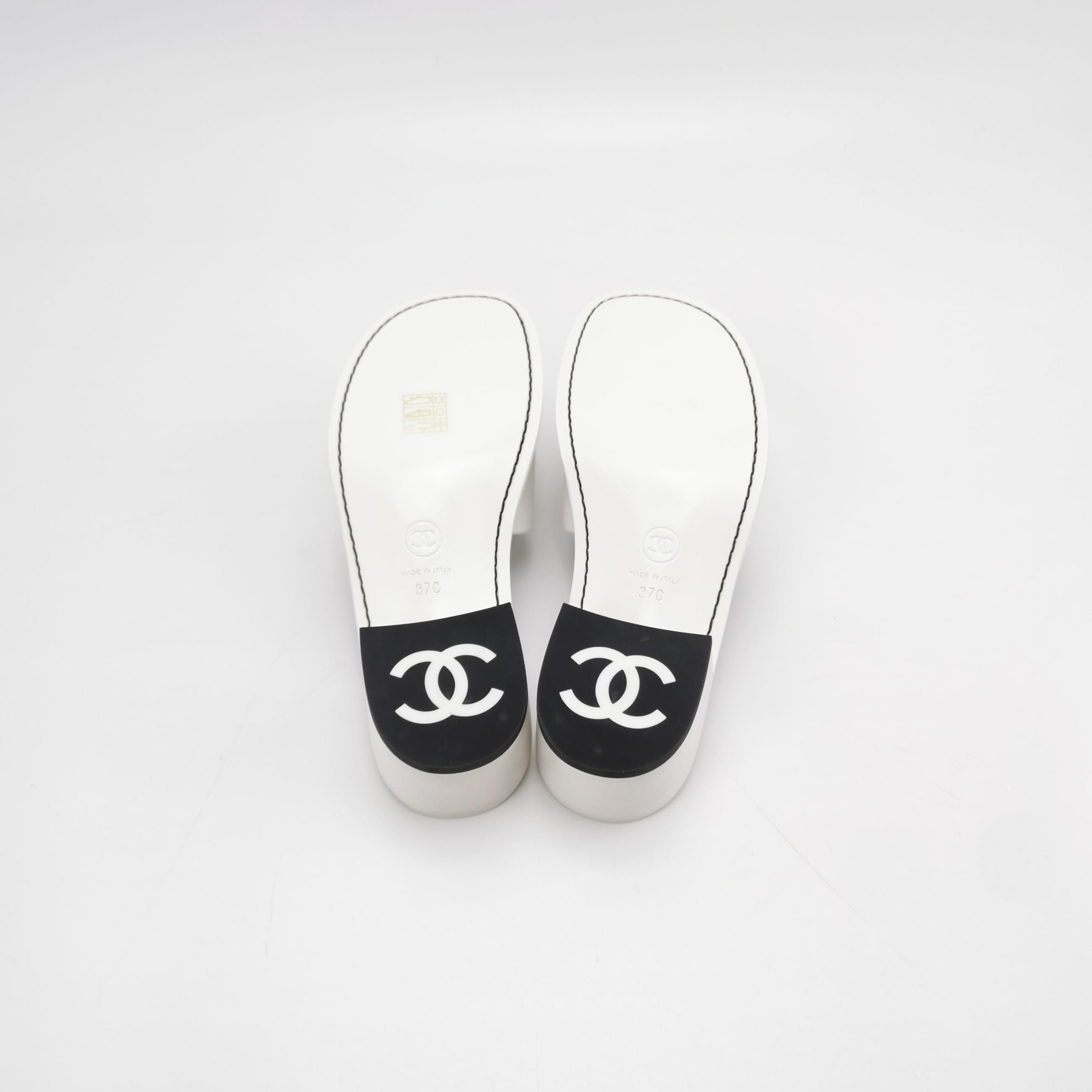 Chanel Chanel Women 7 Sandals Size US 7 / IT 37 - 5 Thumbnail