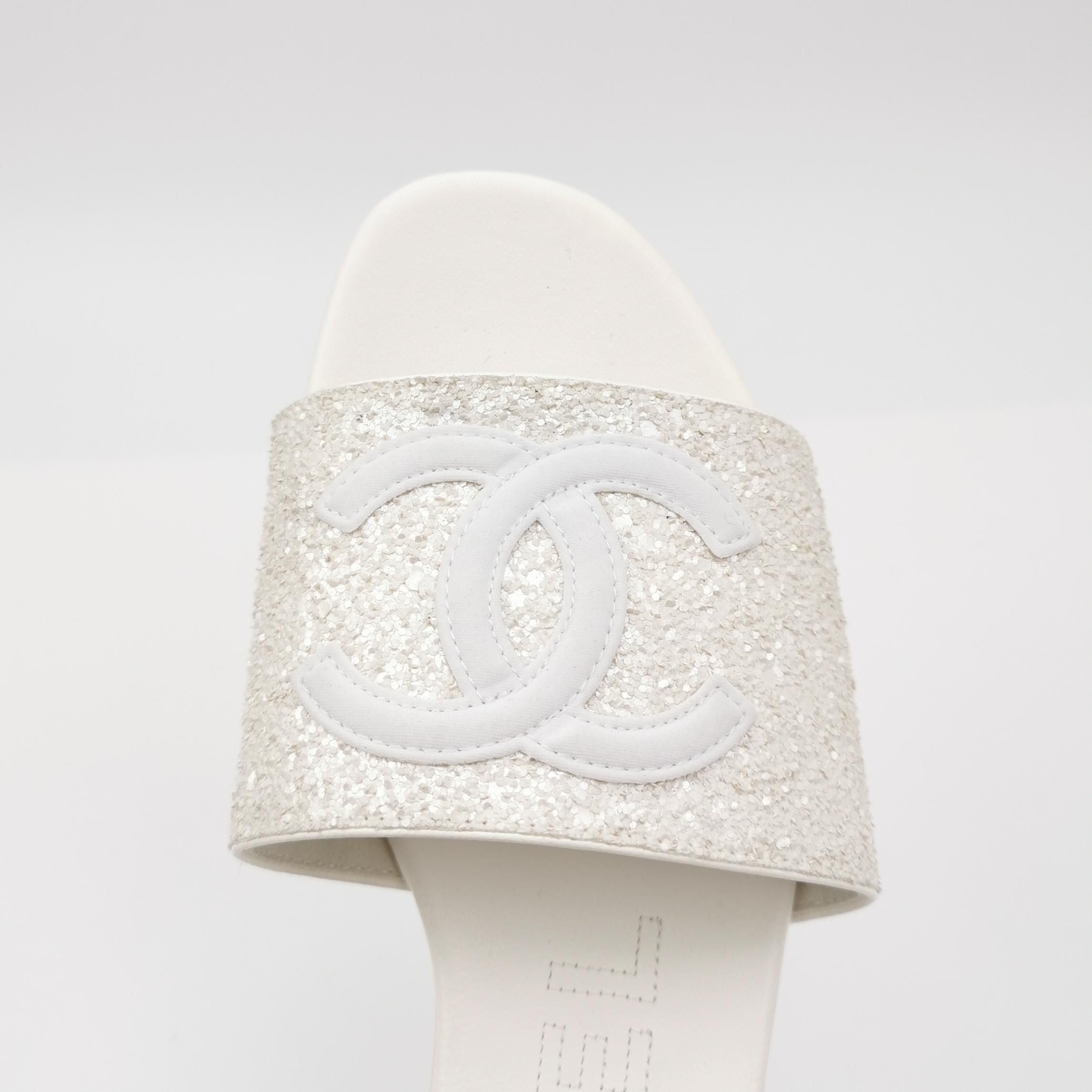 Chanel Chanel Women 6-5 Sandals Size US 6.5 / IT 36.5 - 6 Thumbnail