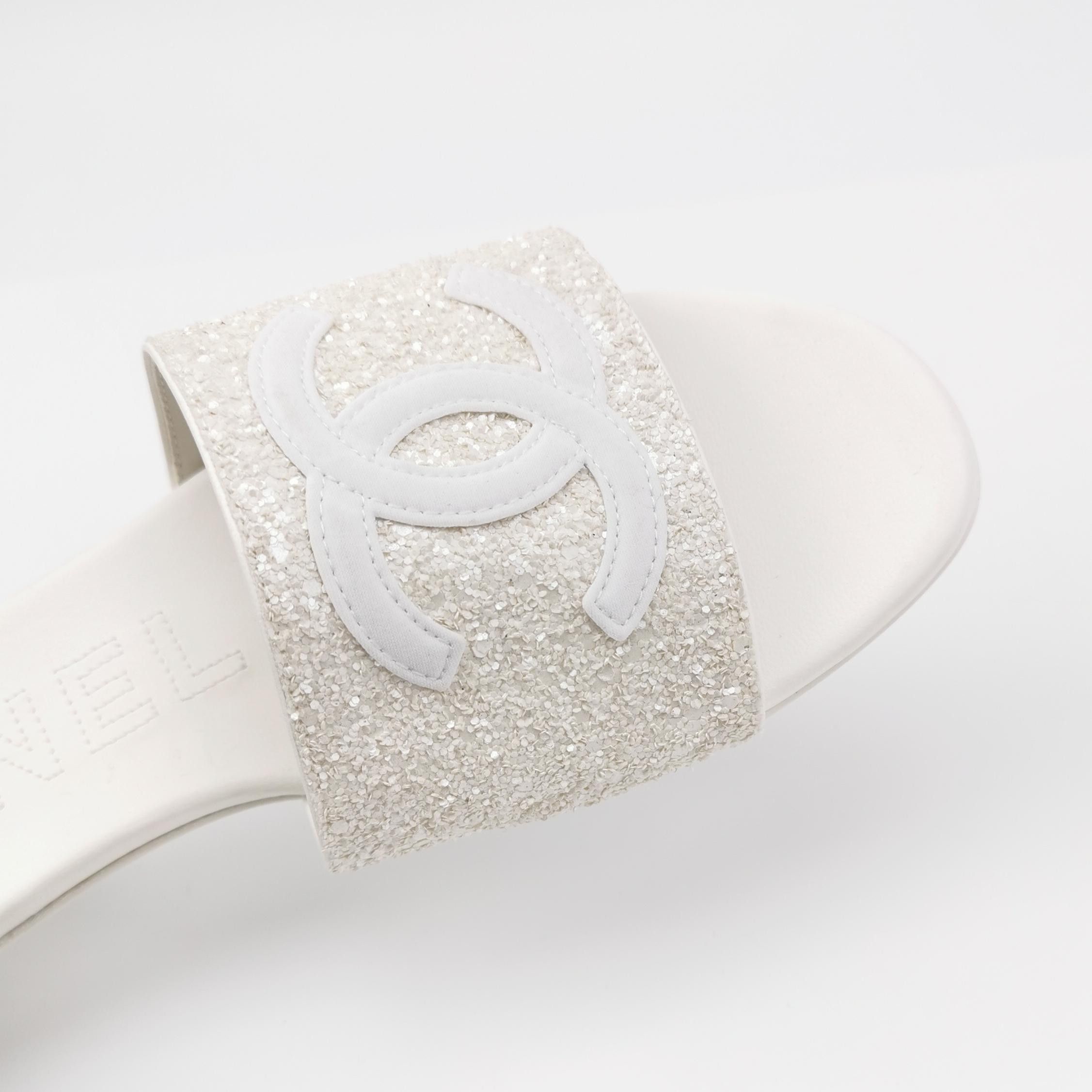Chanel Chanel Women 6-5 Sandals Size US 6.5 / IT 36.5 - 9 Thumbnail