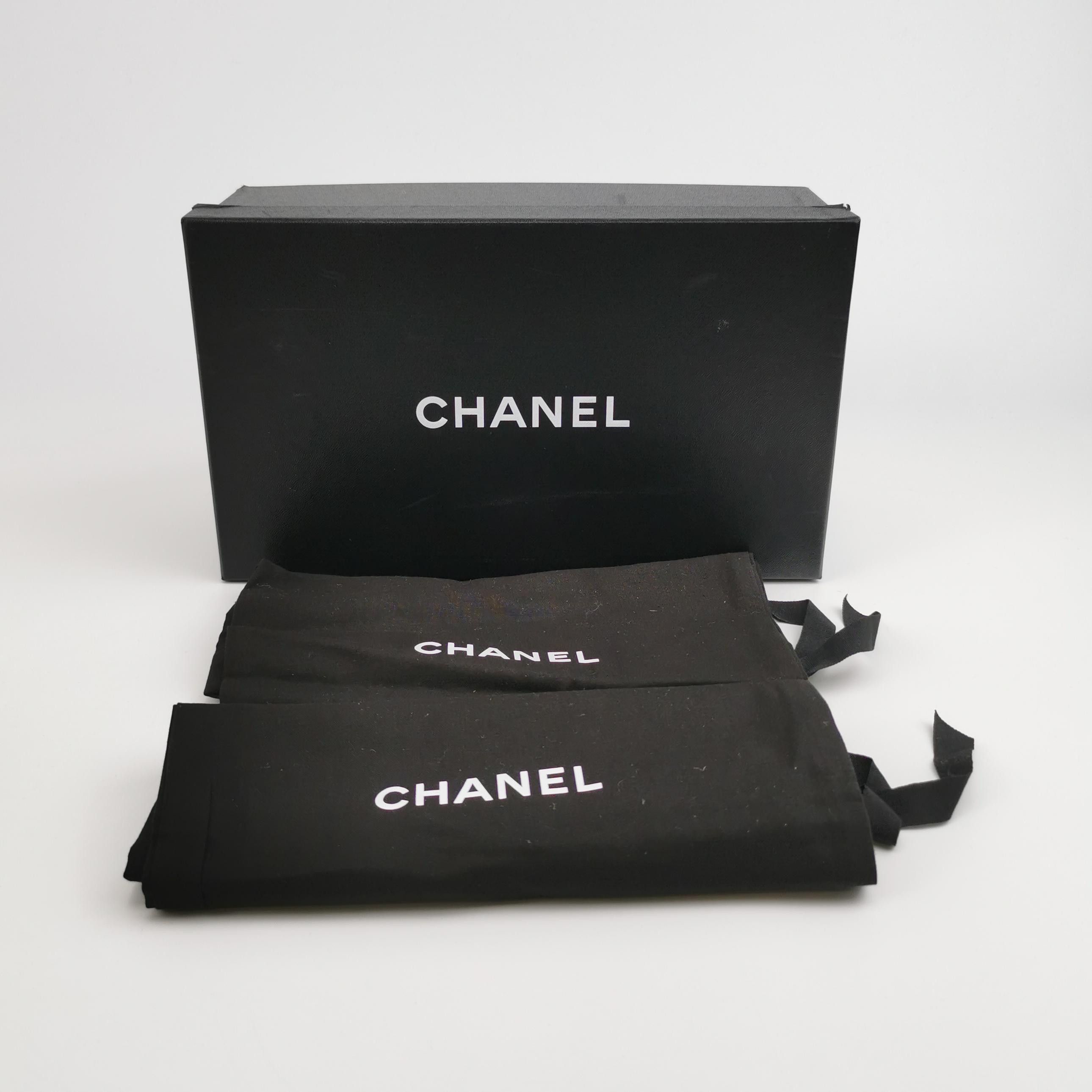 Chanel Chanel Women 9 Flats Size US 9 / IT 39 - 6 Thumbnail