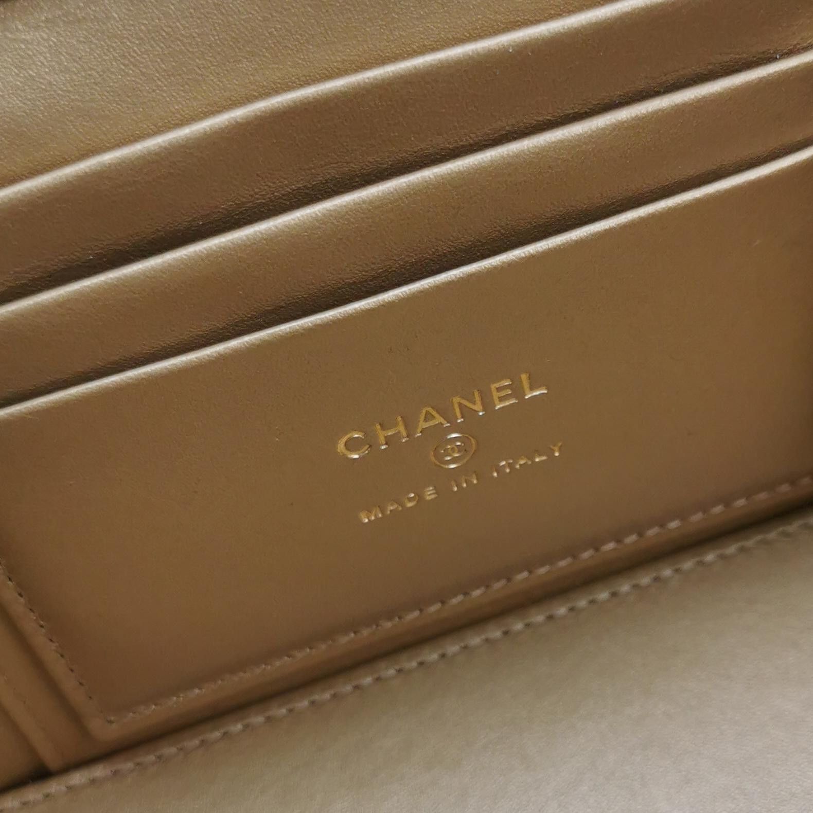 Chanel Chanel Women os Crossbody Bags Size ONE SIZE - 8 Thumbnail
