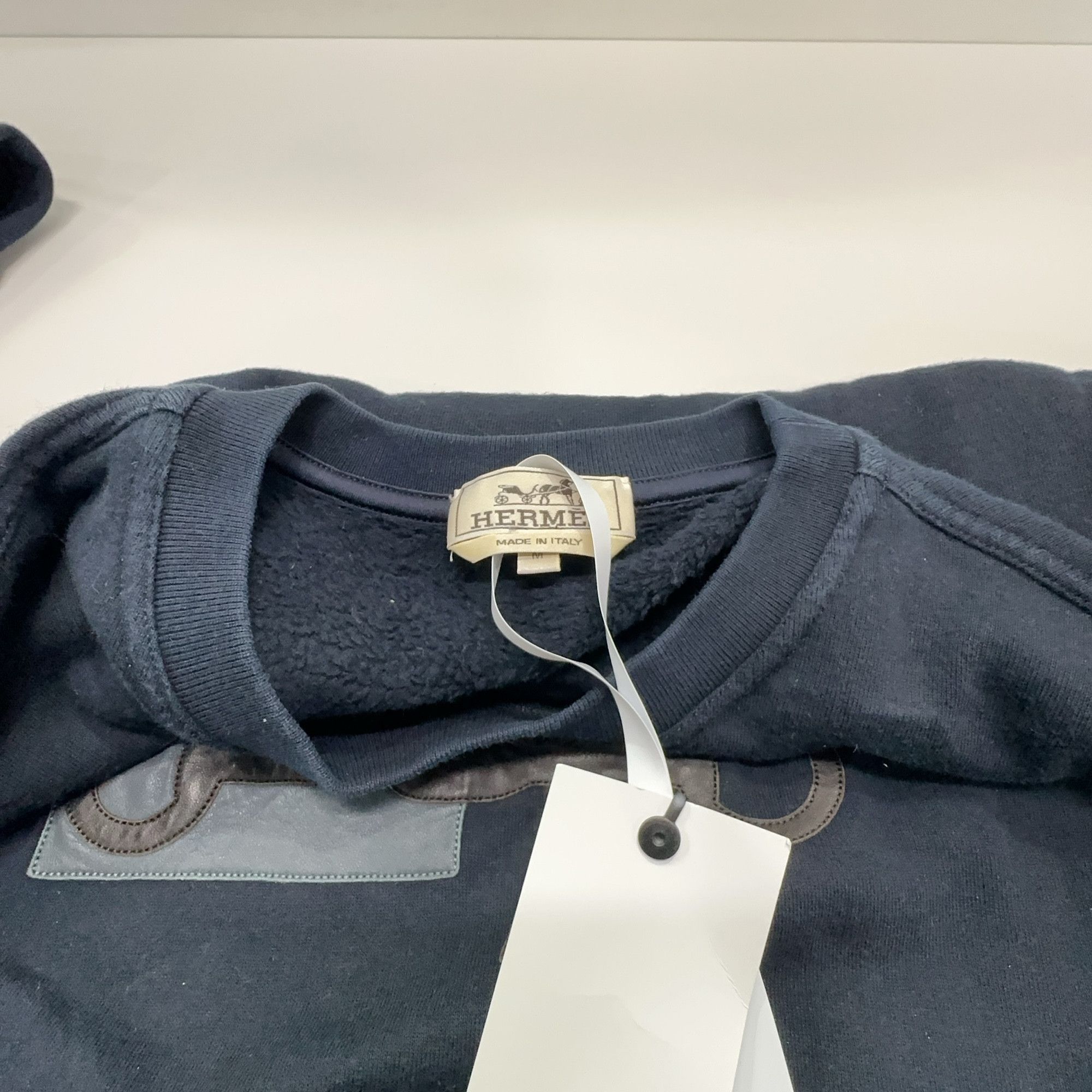 Hermes Hermès Leather Patch Sweatshirt Size M Size US M / EU 48-50 / 2 - 5 Thumbnail