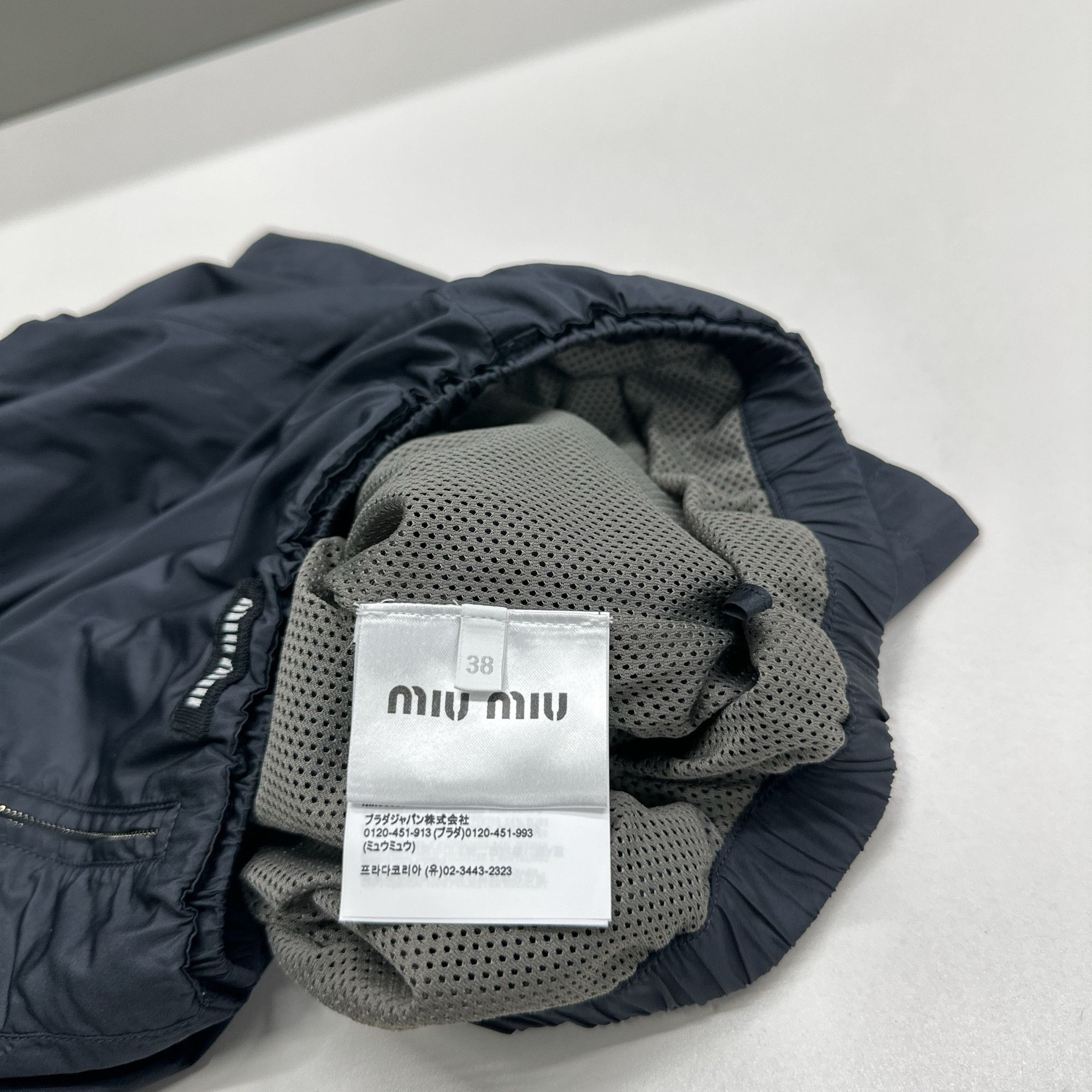 Miu Miu Miu Miu Logo Print Shorts Size 38 Size 26" / US 2 / IT 38 - 3 Thumbnail