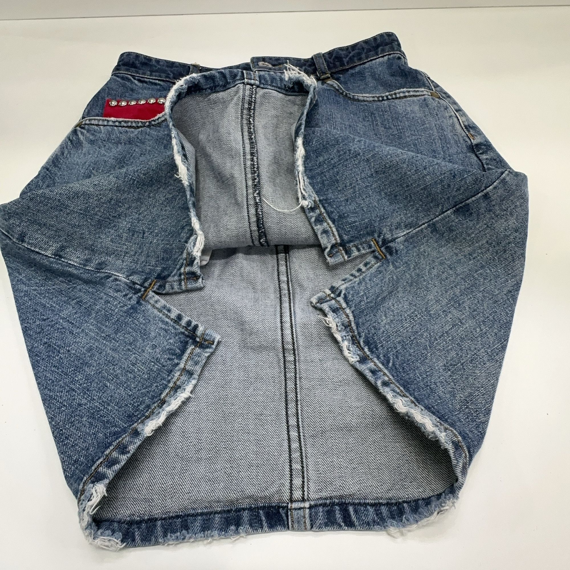 Miu Miu Miu Miu Jeweled Pocket Denim Skirt Size 40 Size 27" / US 4 / IT 40 - 9 Thumbnail