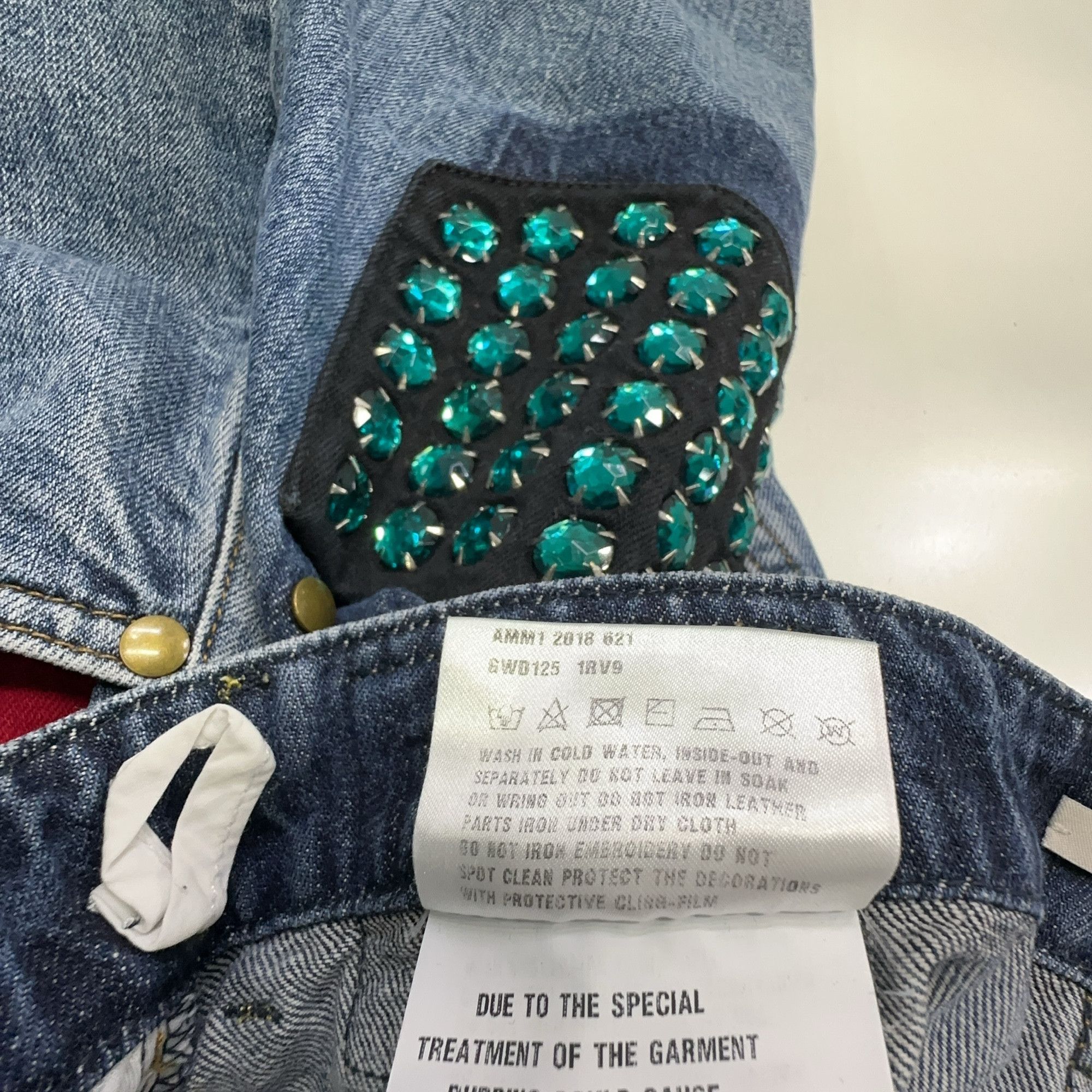 Miu Miu Miu Miu Jeweled Pocket Denim Skirt Size 40 Size 27" / US 4 / IT 40 - 4 Thumbnail