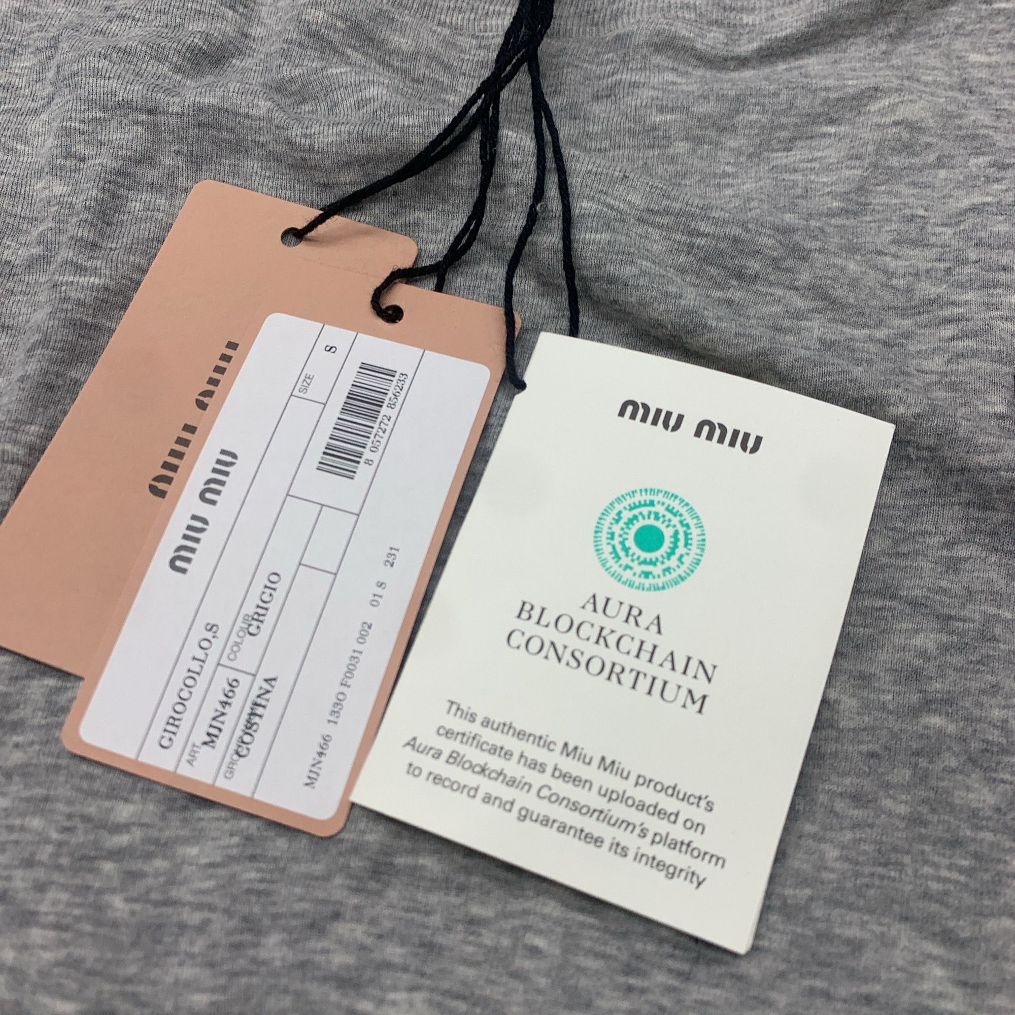 Miu Miu Miu Miu Logo Patch T-Shirt Size S Size S / US 4 / IT 40 - 4 Thumbnail