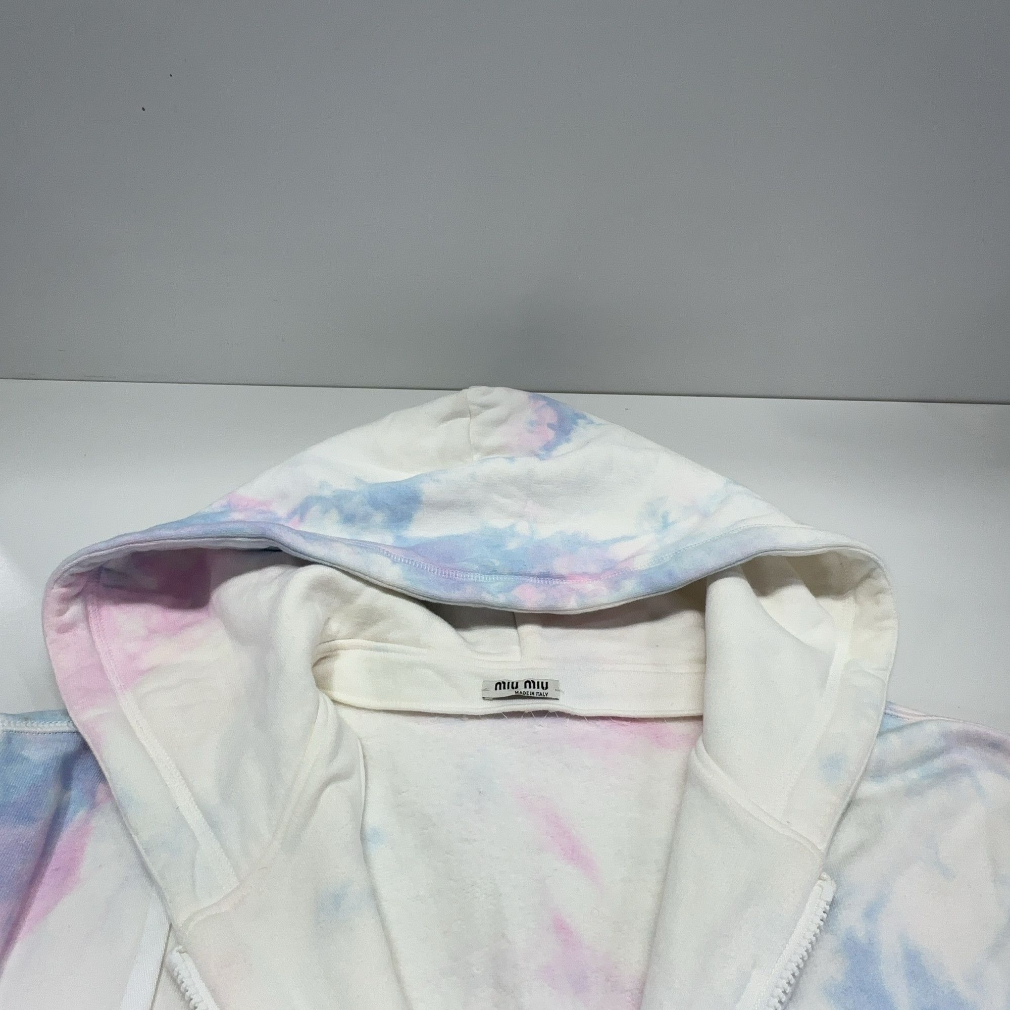 Miu Miu Miu Miu Tie-Dye Logo Hoodie Size XS Size XS / US 0-2 / IT 36-38 - 9 Thumbnail