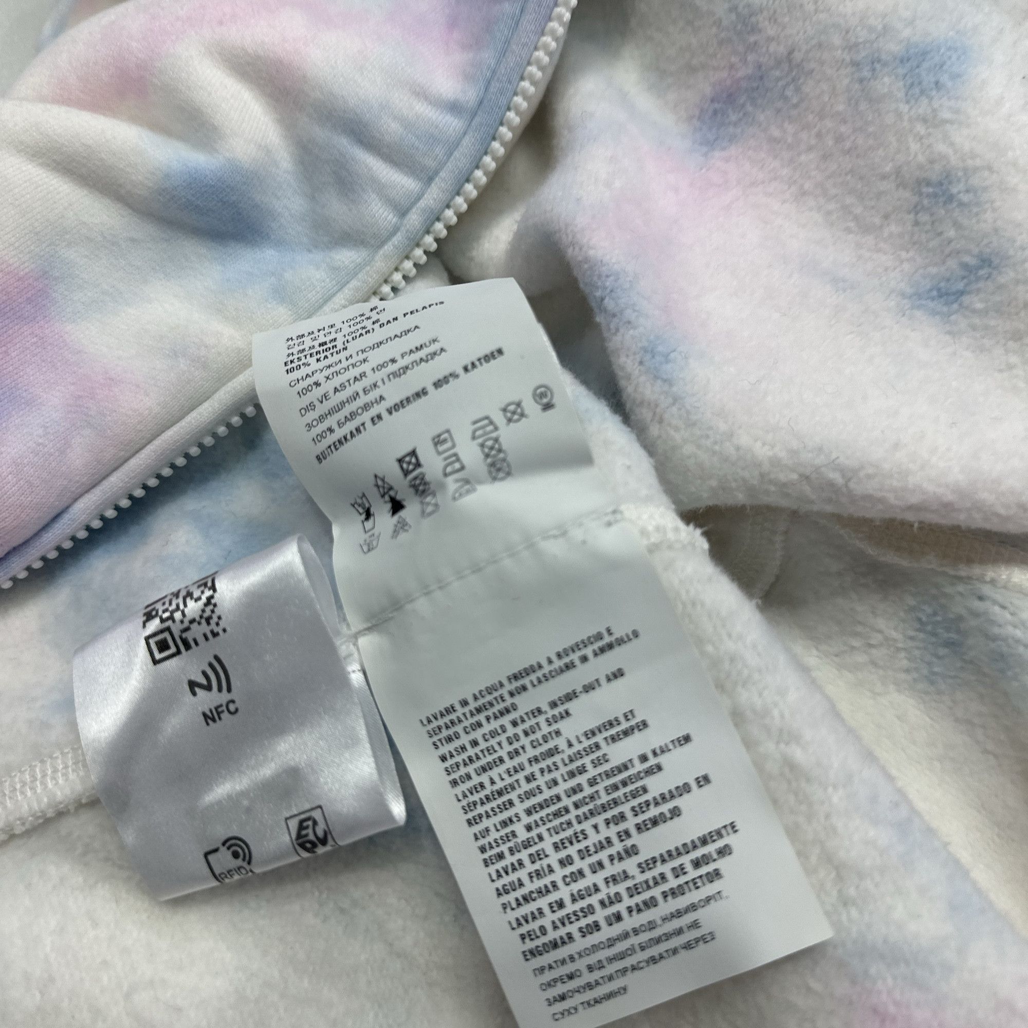 Miu Miu Miu Miu Tie-Dye Logo Hoodie Size XS Size XS / US 0-2 / IT 36-38 - 4 Thumbnail