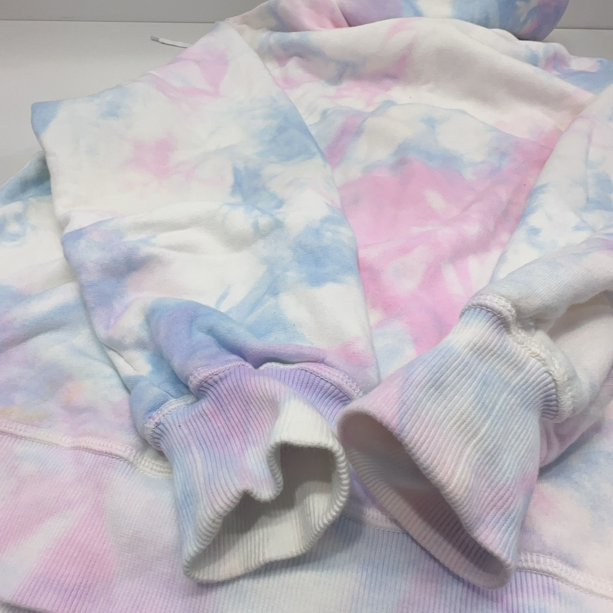 Miu Miu Miu Miu Tie-Dye Logo Hoodie Size XS Size XS / US 0-2 / IT 36-38 - 16 Thumbnail