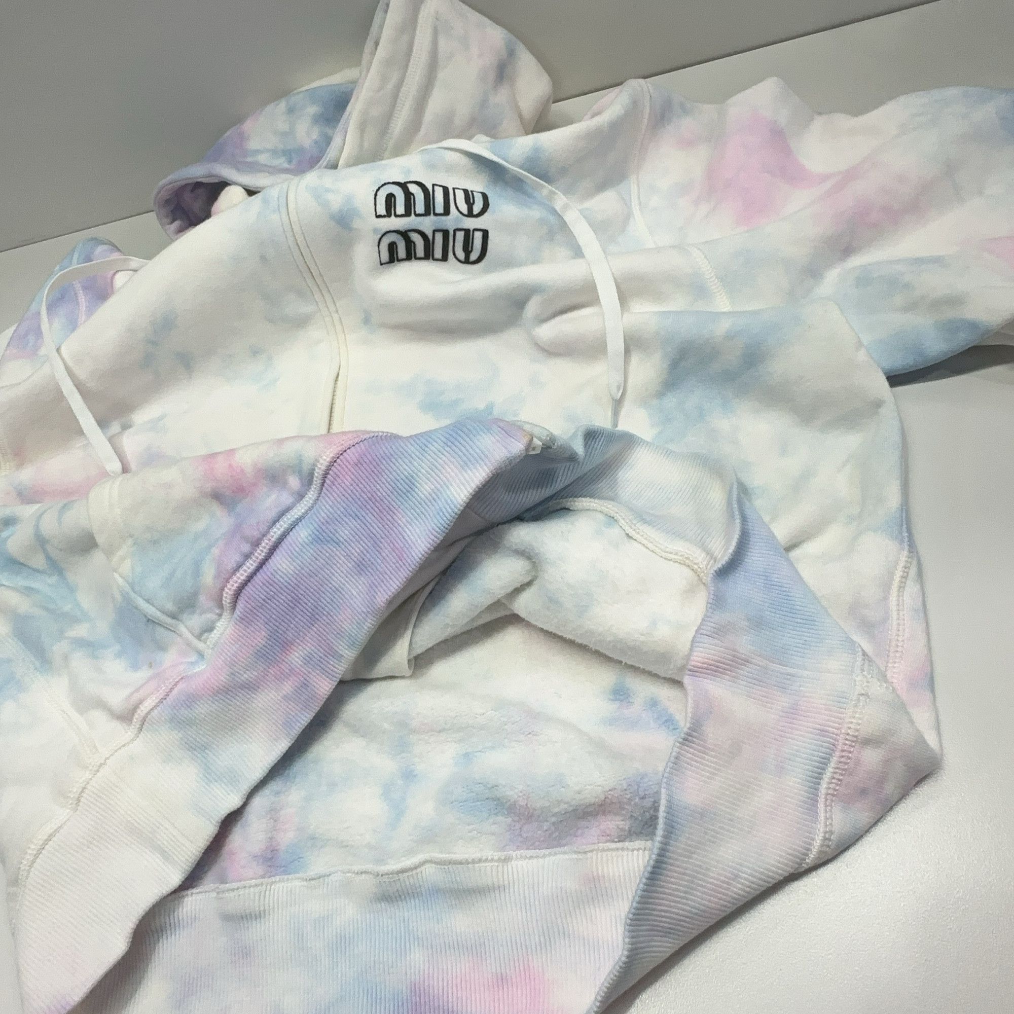 Miu Miu Miu Miu Tie-Dye Logo Hoodie Size XS Size XS / US 0-2 / IT 36-38 - 12 Thumbnail