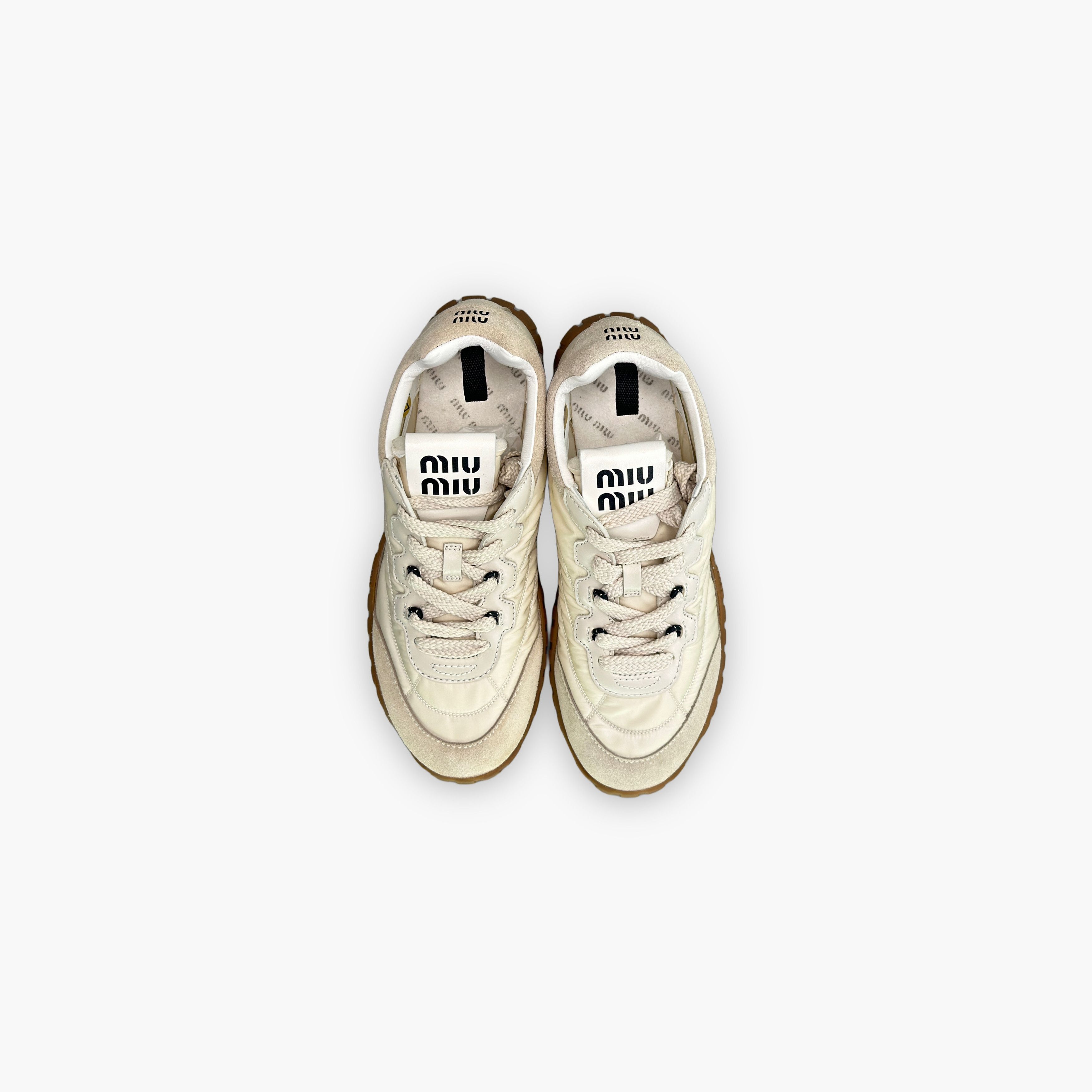 Miu Miu Miu Miu Suede Low-Top Sneakers Size 37 Size US 7 / IT 37 - 9 Thumbnail