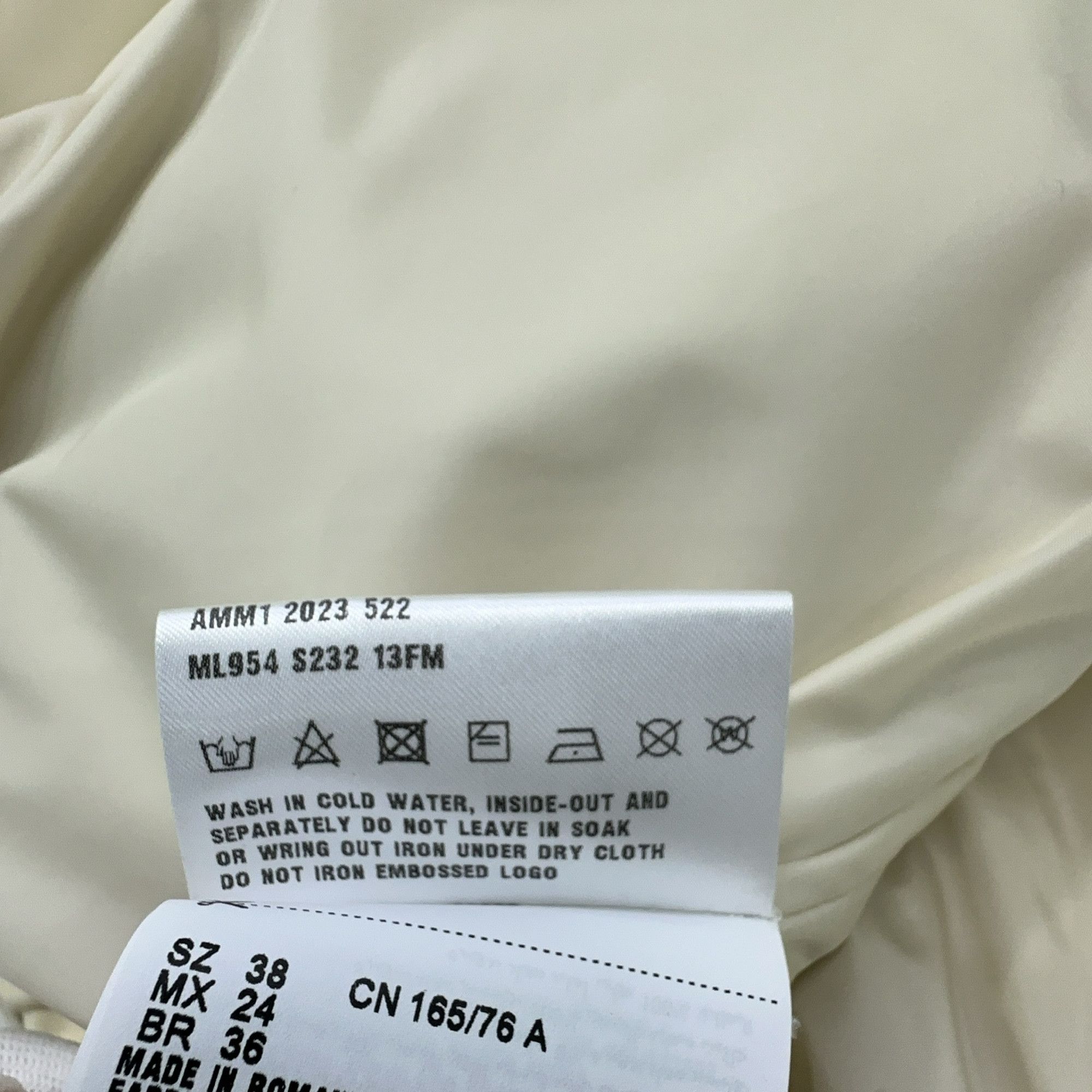 Miu Miu Miu Miu Logo Nylon Jacket Size 38 Size XS / US 0-2 / IT 36-38 - 5 Thumbnail