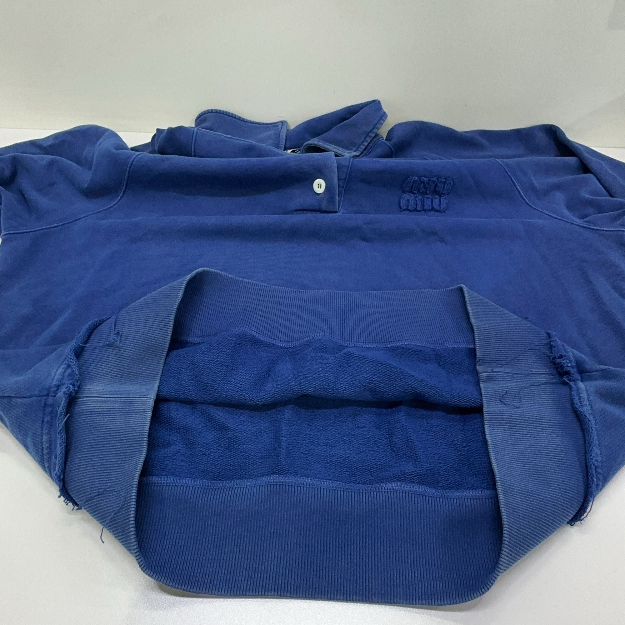 Miu Miu Miu Miu Embroidered Logo Polo Sweatshirt Size XS Size XS / US 0-2 / IT 36-38 - 9 Thumbnail