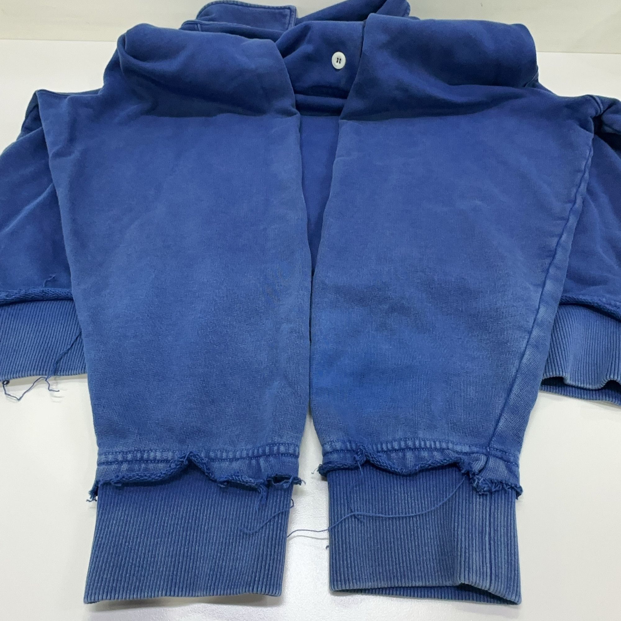 Miu Miu Miu Miu Embroidered Logo Polo Sweatshirt Size XS Size XS / US 0-2 / IT 36-38 - 10 Thumbnail