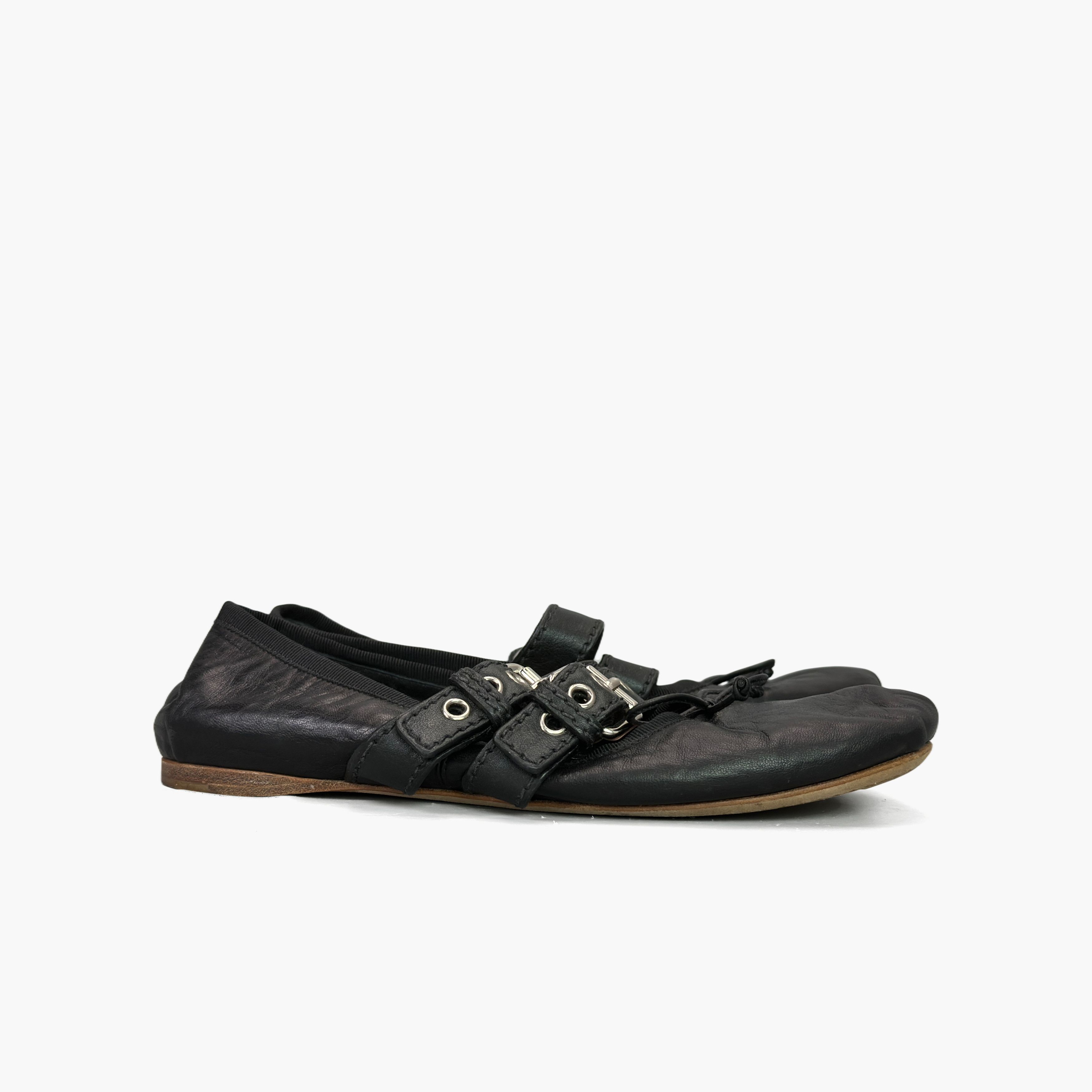 Miu Miu Miu Miu Buckle Leather Flats Size 36.5 Size US 6.5 / IT 36.5 - 4 Thumbnail