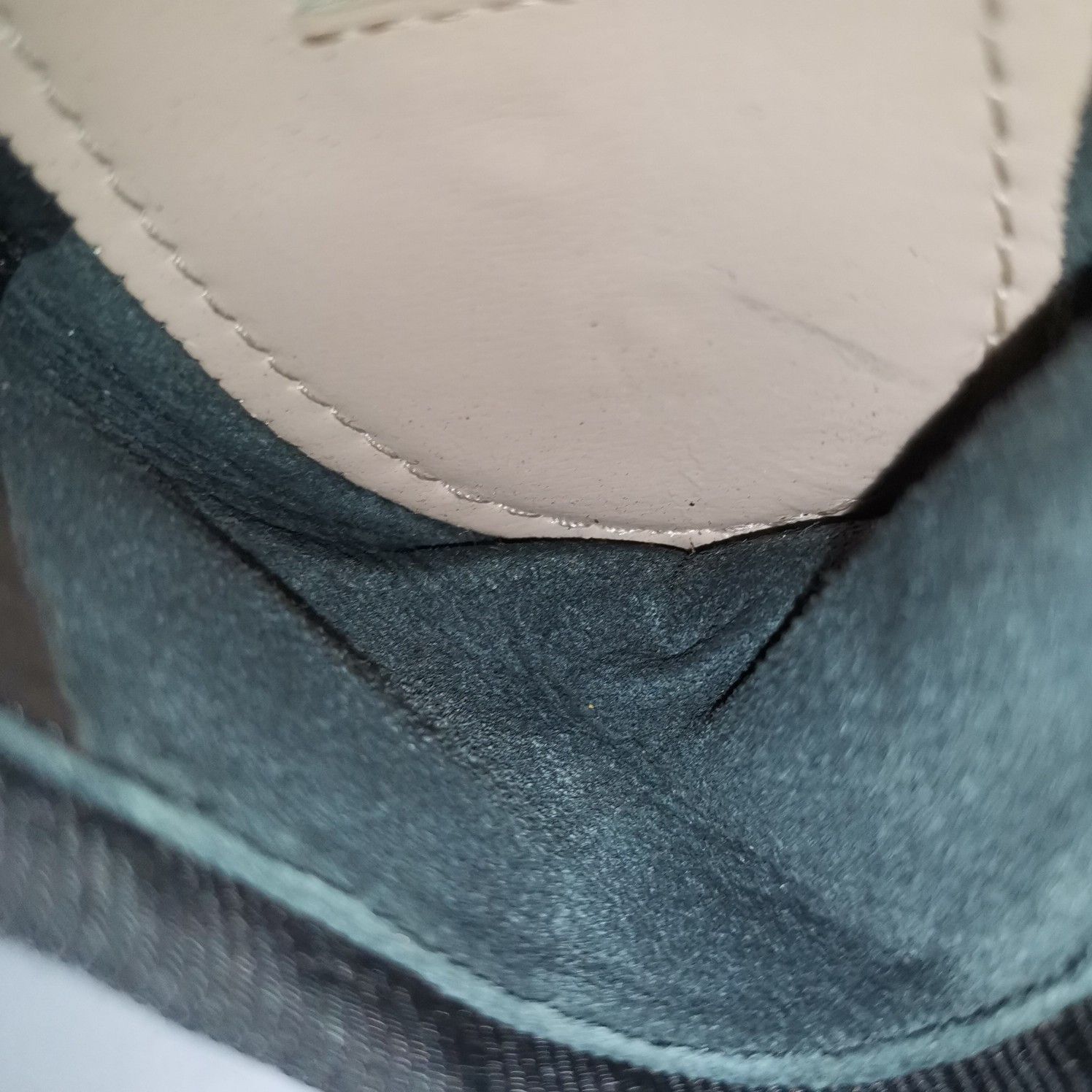 Miu Miu Miu Miu Buckle Leather Flats Size 36.5 Size US 6.5 / IT 36.5 - 11 Thumbnail